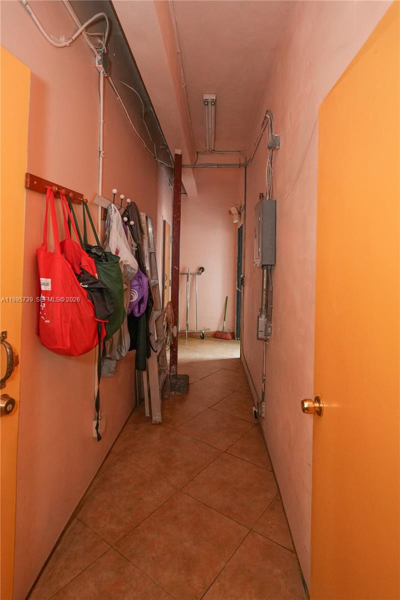 7193-7195 Pembroke Rd