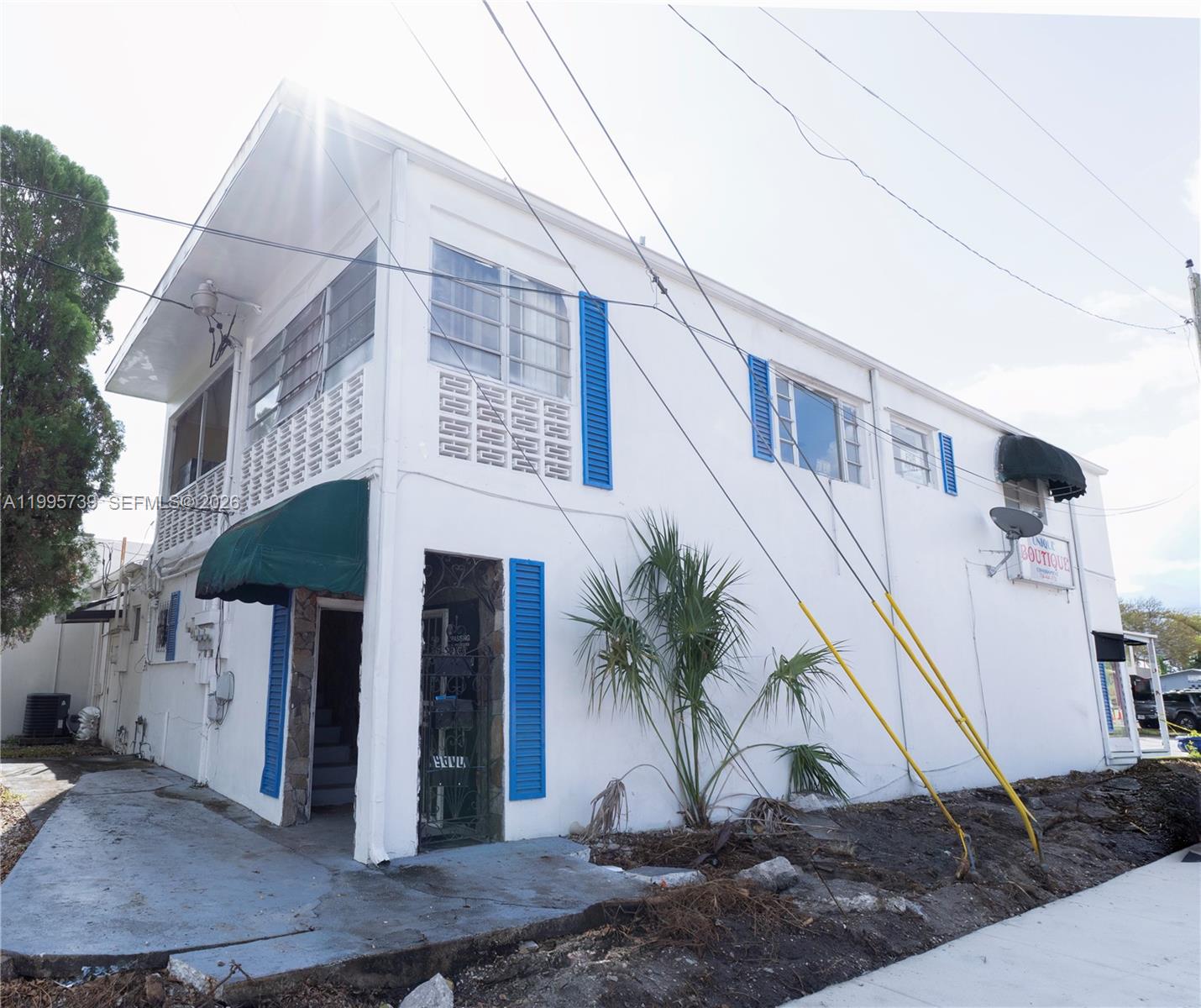 7193-7195 Pembroke Rd