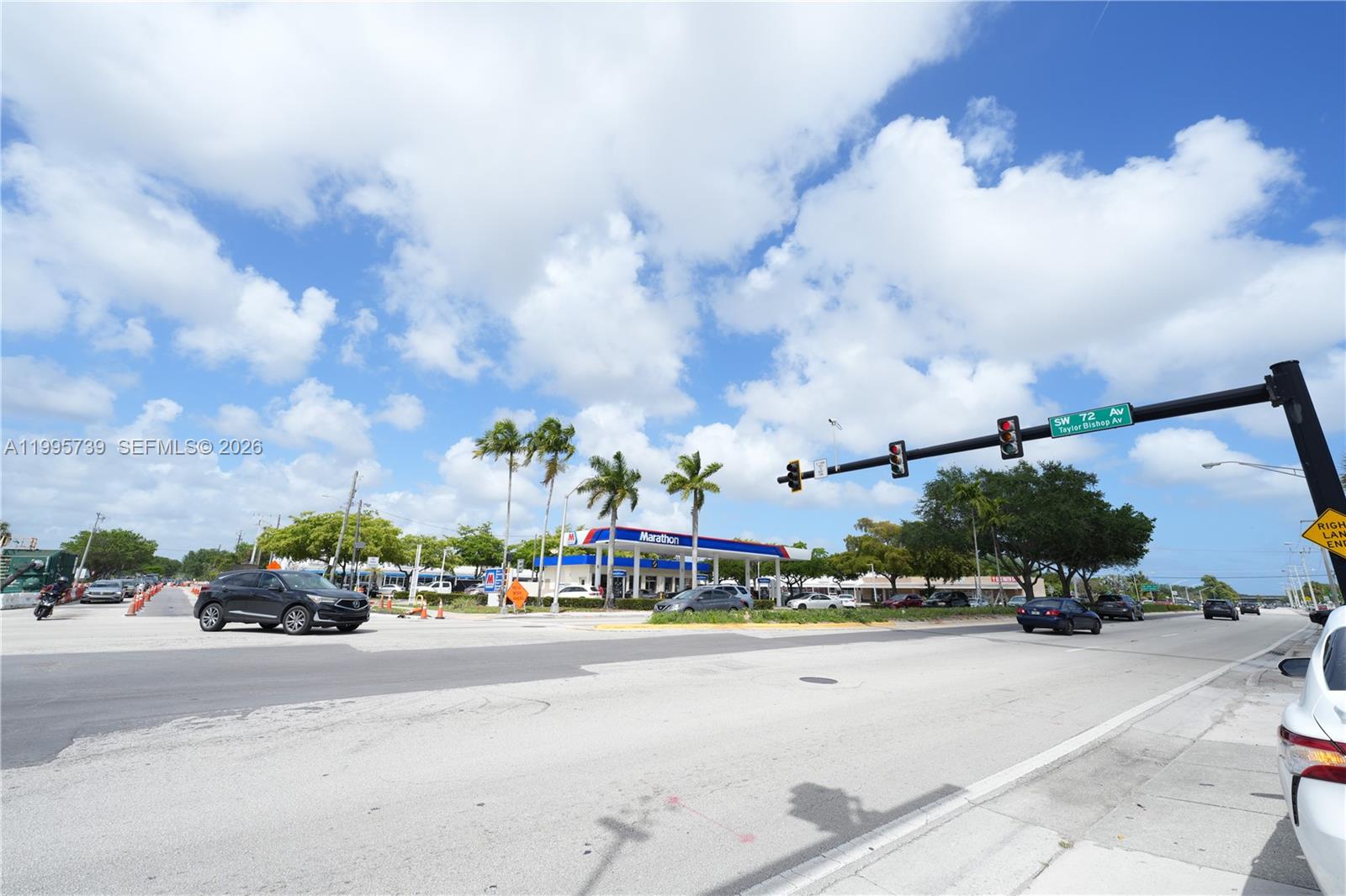 7193-7195 Pembroke Rd