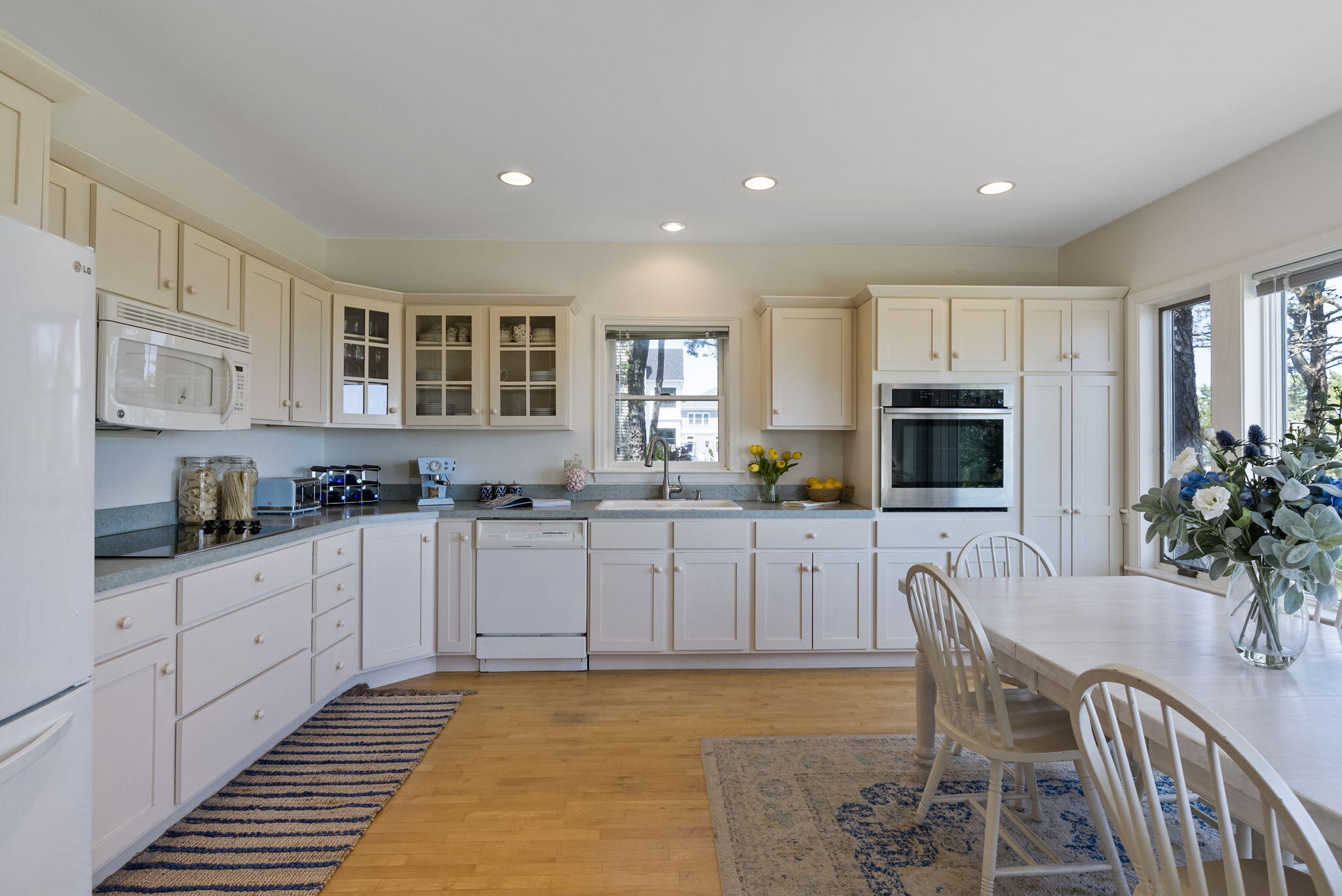 411 & 419 Seaside Avenue