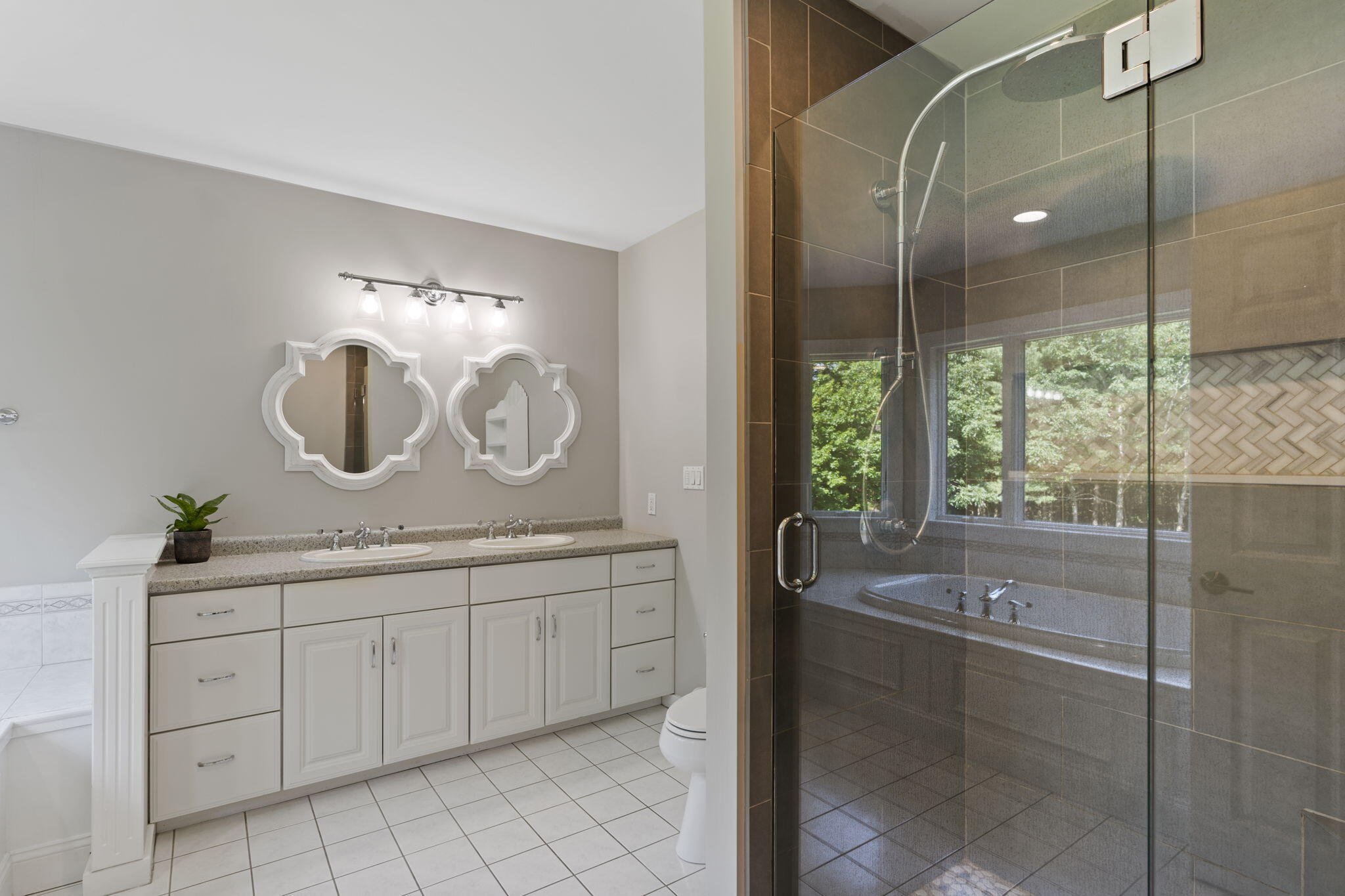 14 Kerryman Circle
