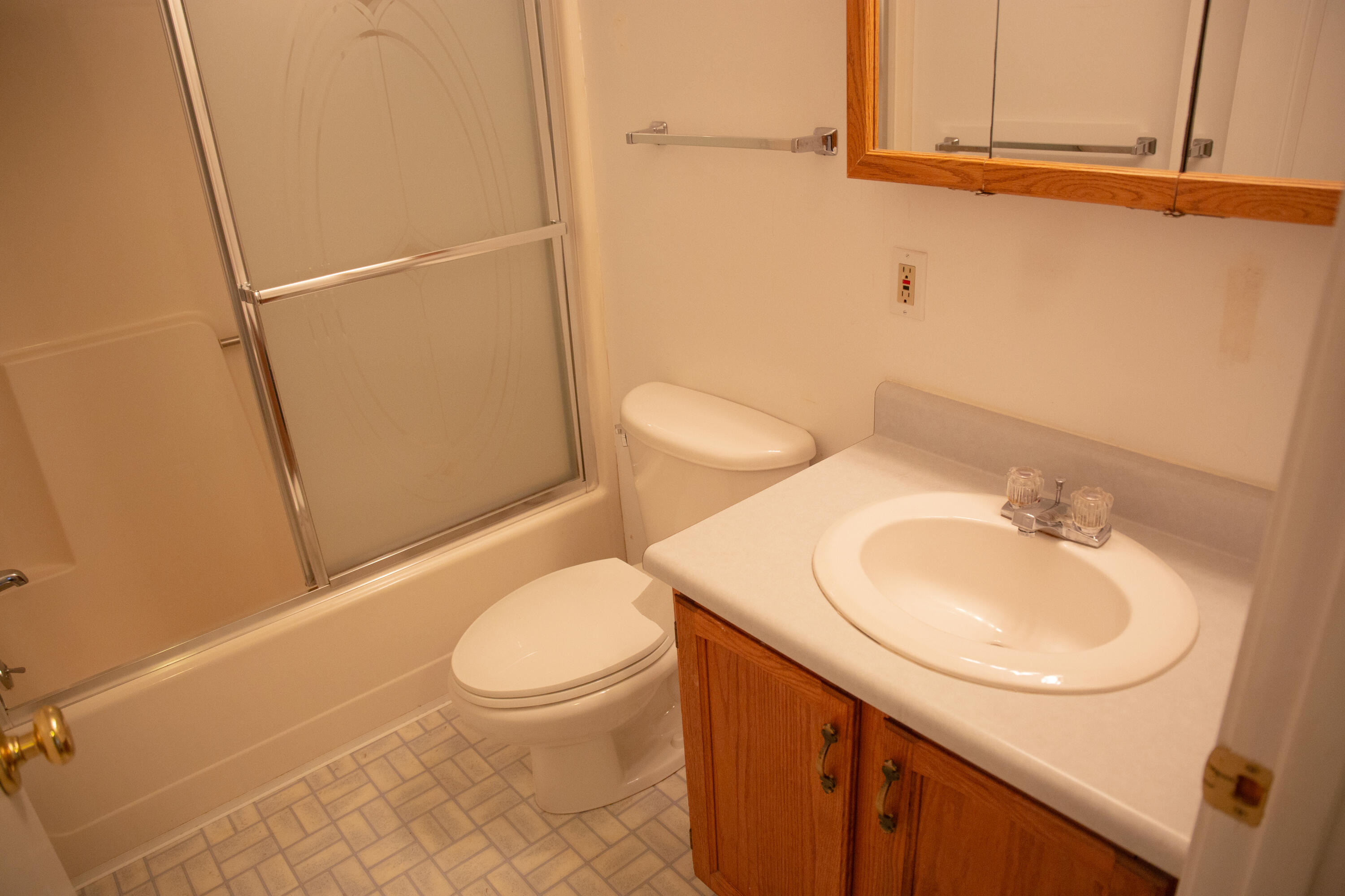 2 New Colony Drive, 13