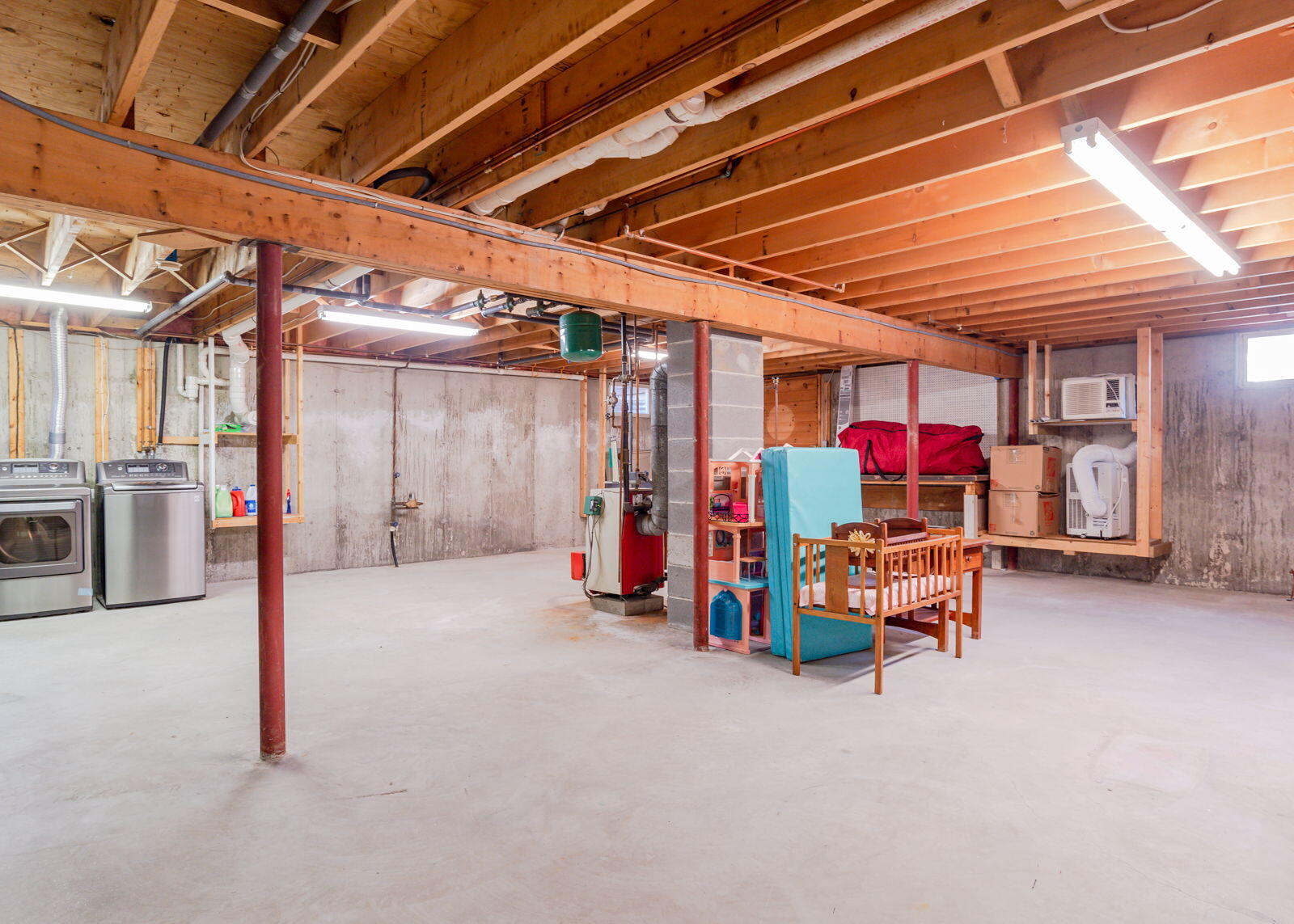 38 Woodman Avenue