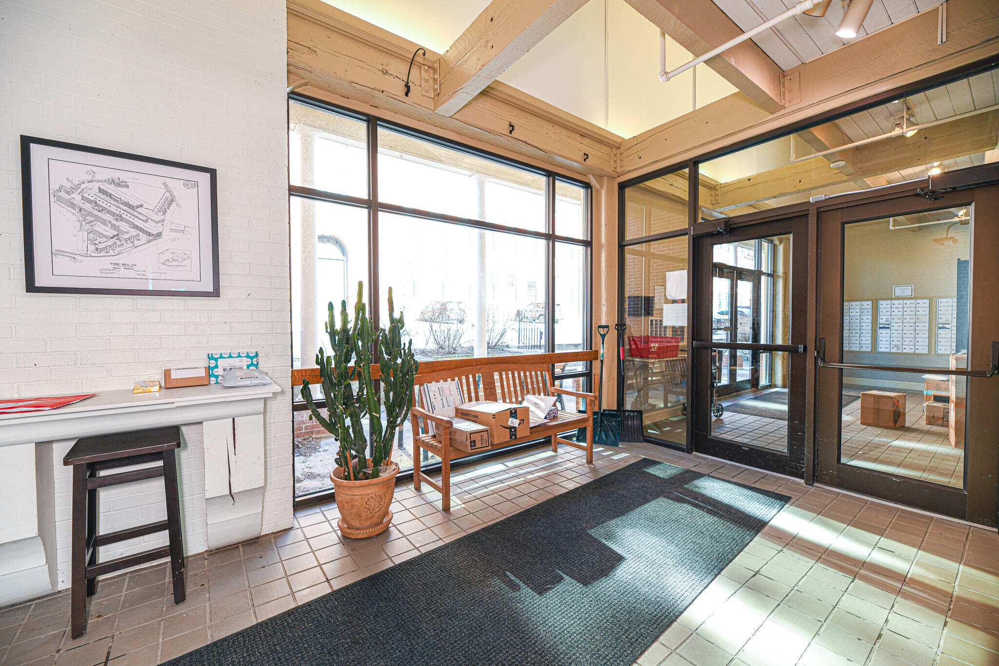 1 Island Terrace, 317