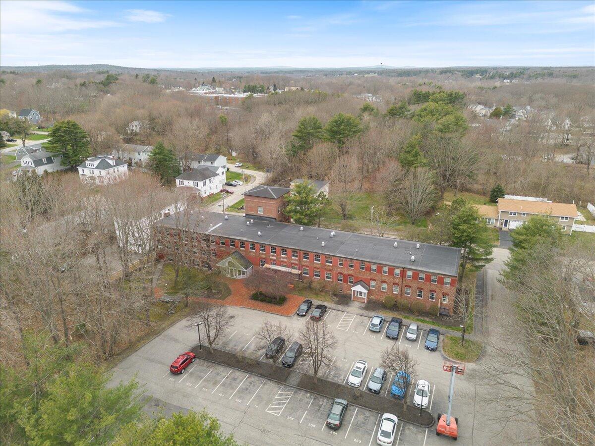 45 Western Avenue, 301