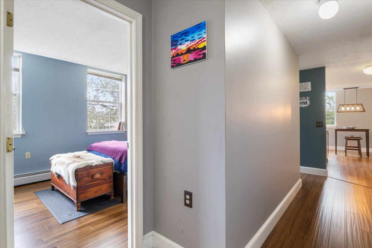 45 Western Avenue, 301