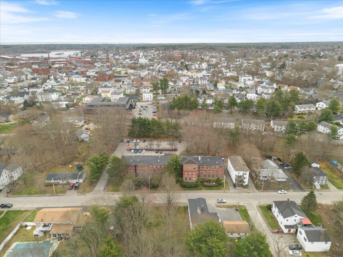 45 Western Avenue, 301