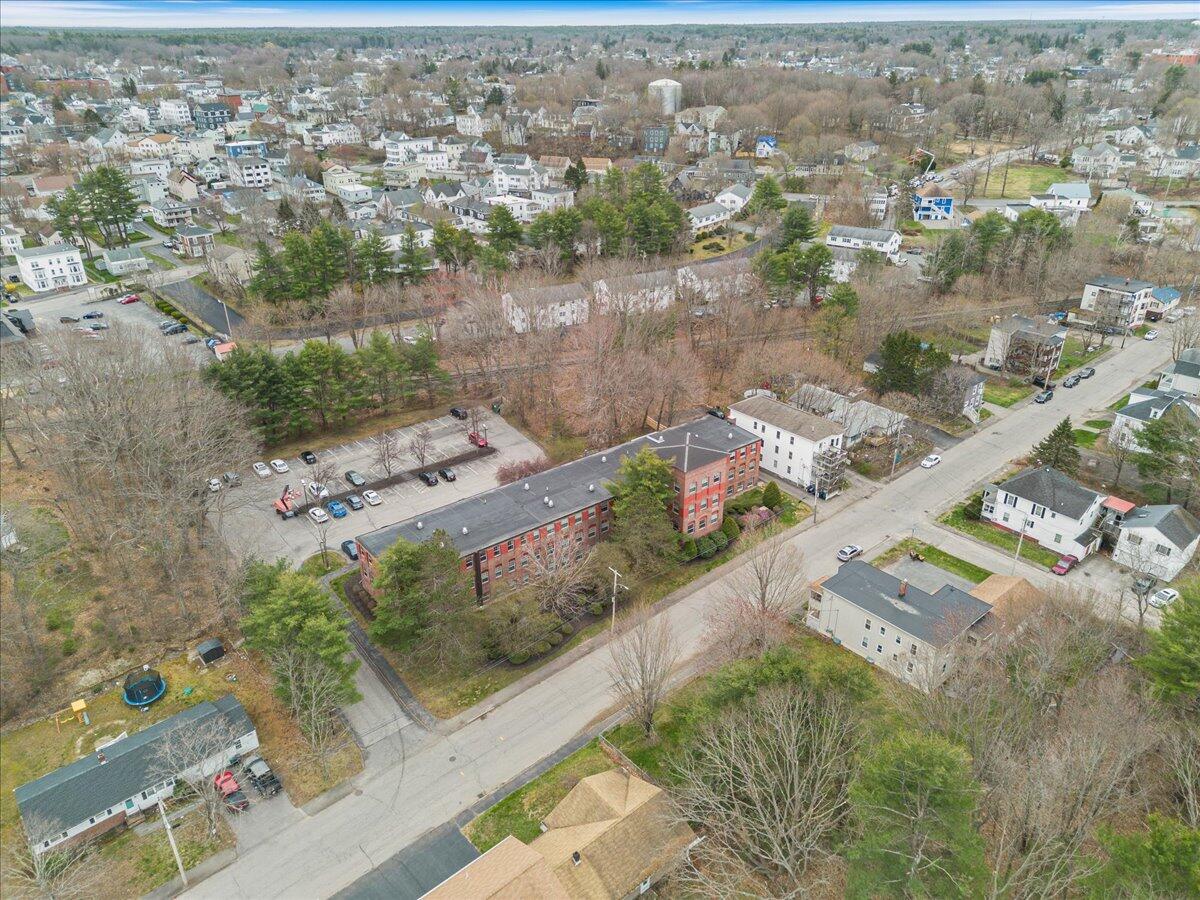 45 Western Avenue, 301