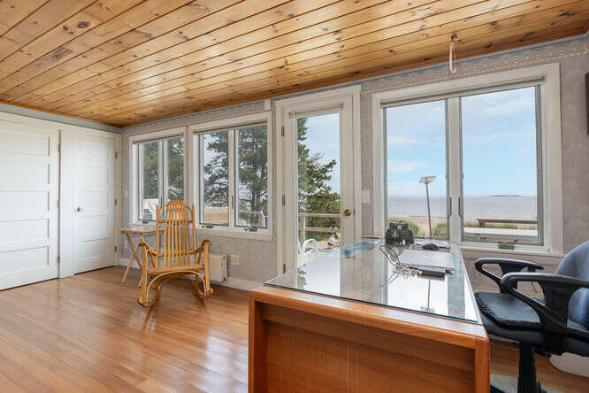 267 Seaside Avenue