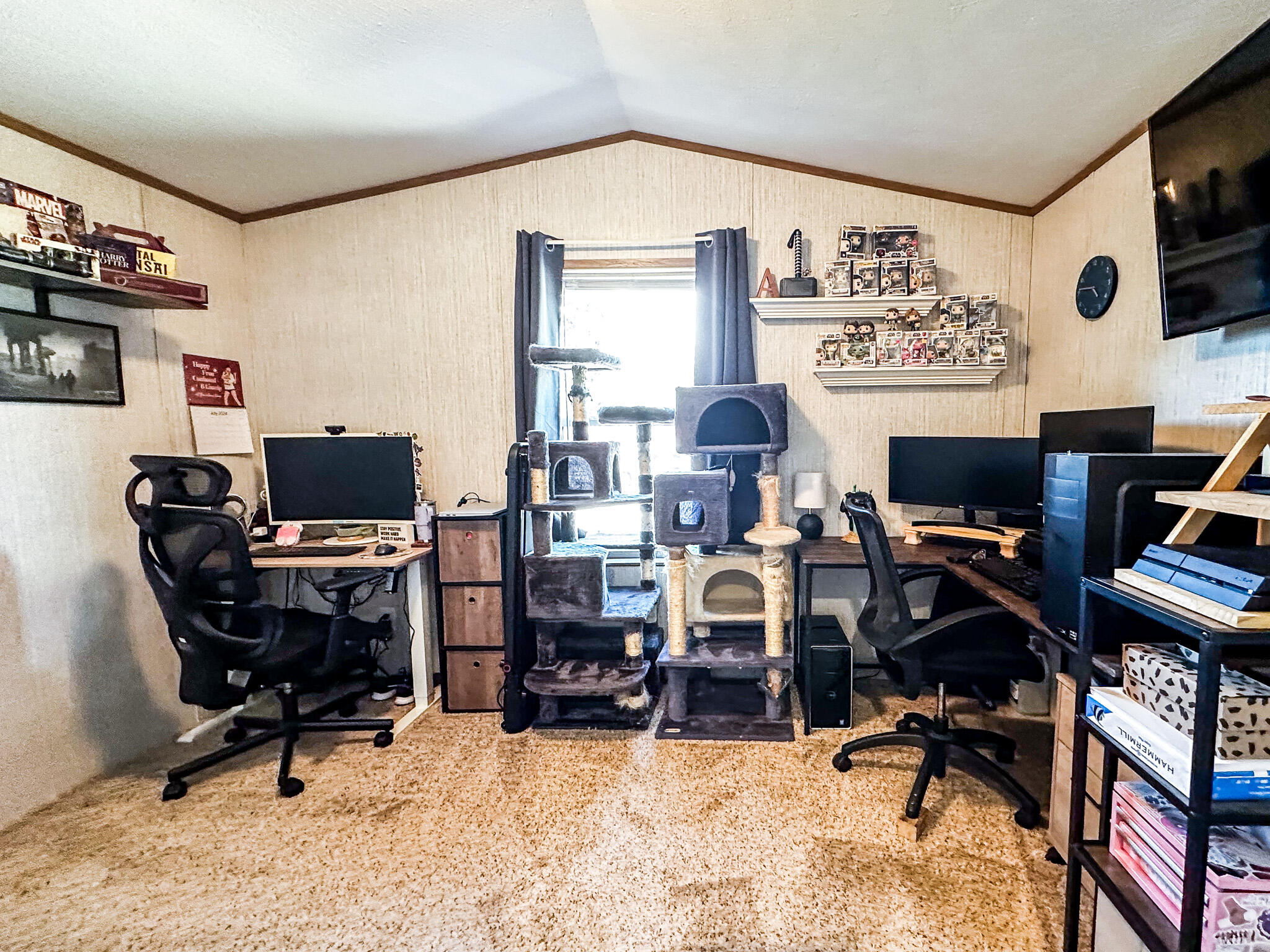 43 Lakewood Drive