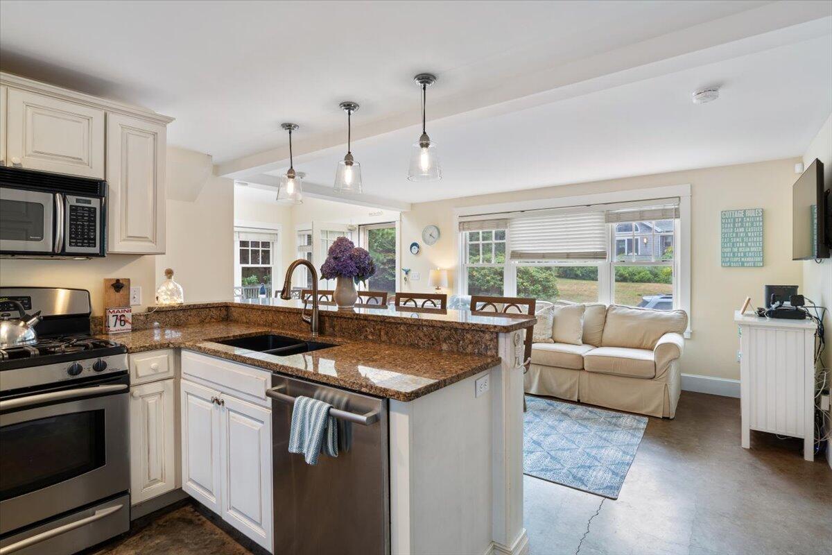 14 Dune Avenue