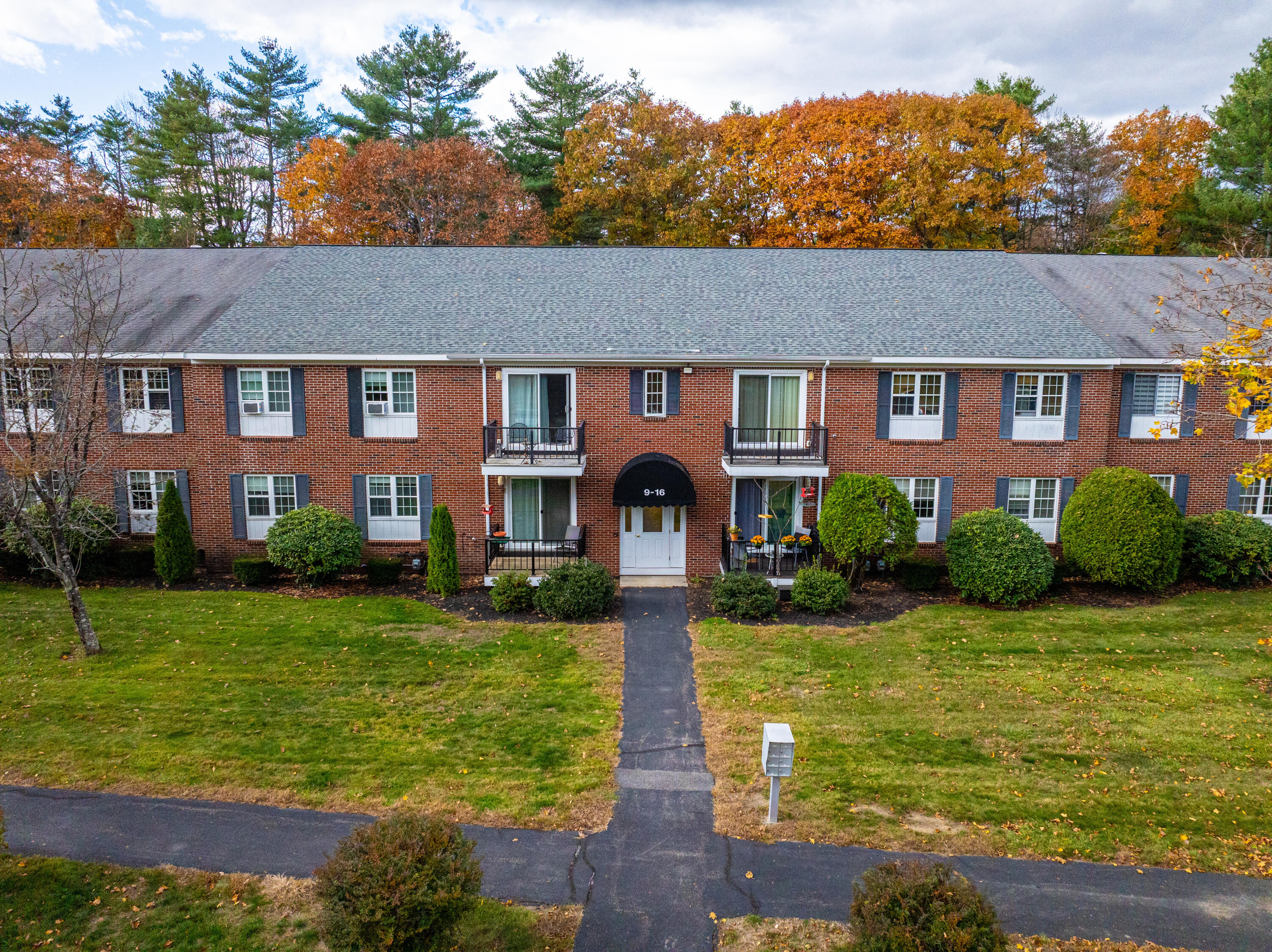 246 E Bridge Street, 15