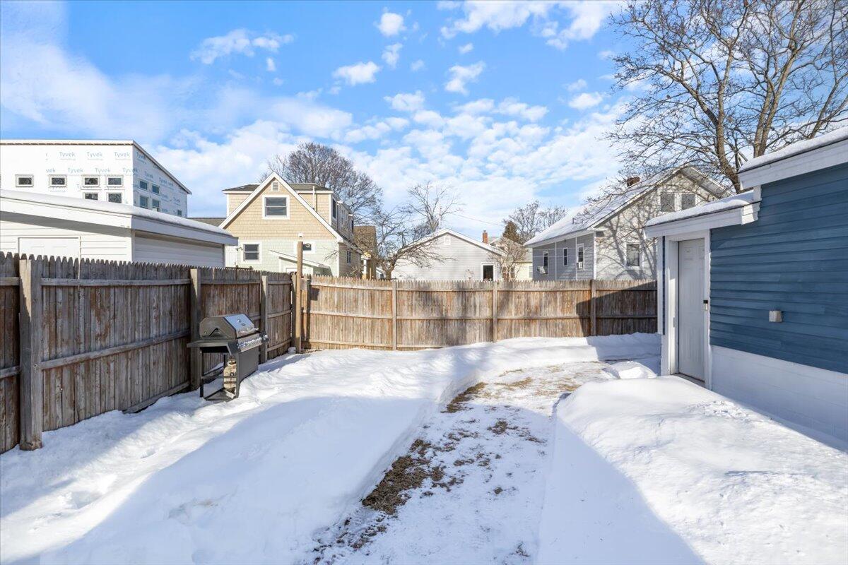 16 Westland Avenue