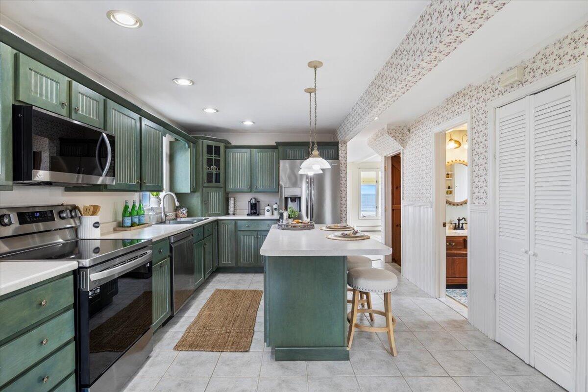 25 Oceanside Drive