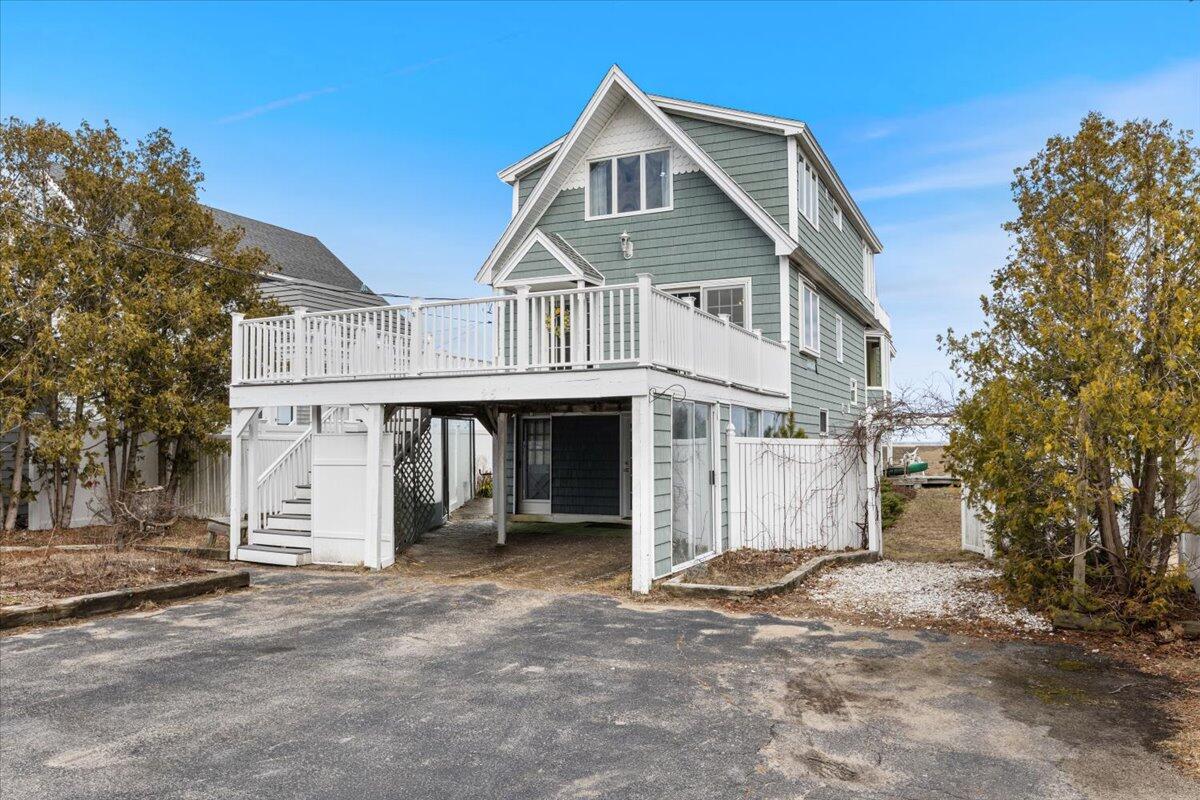 25 Oceanside Drive