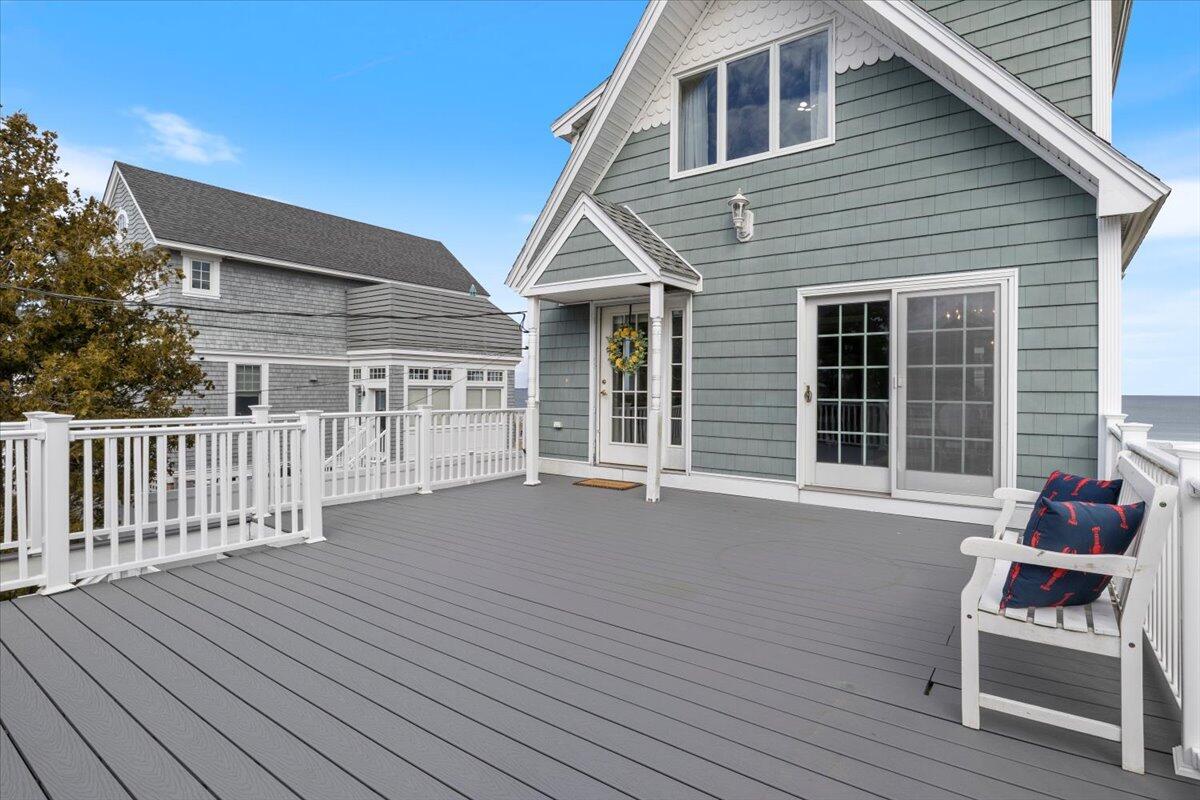 25 Oceanside Drive
