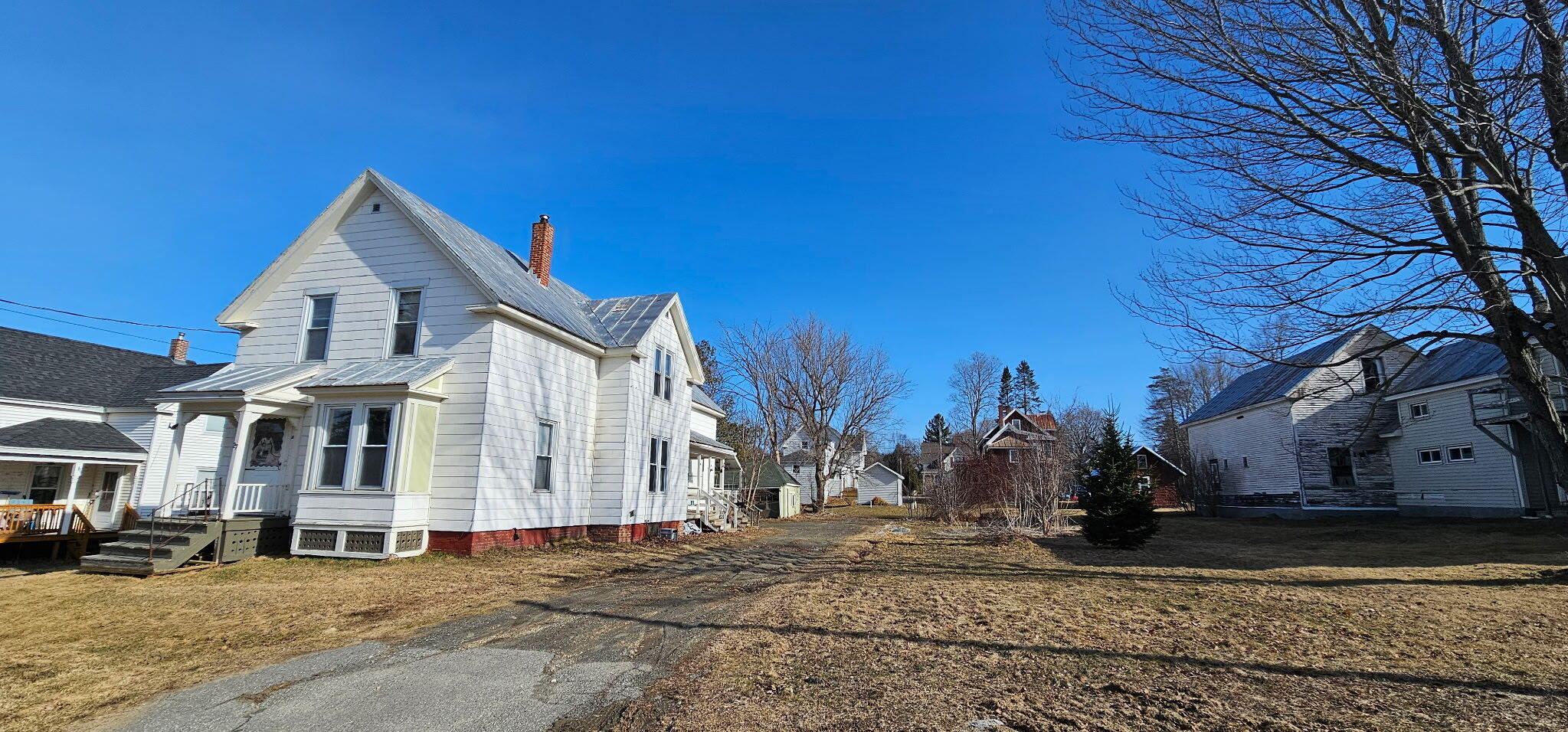 27 Boutelle Avenue