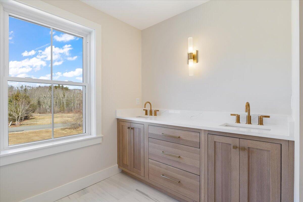 9 Marsh Bend Drive