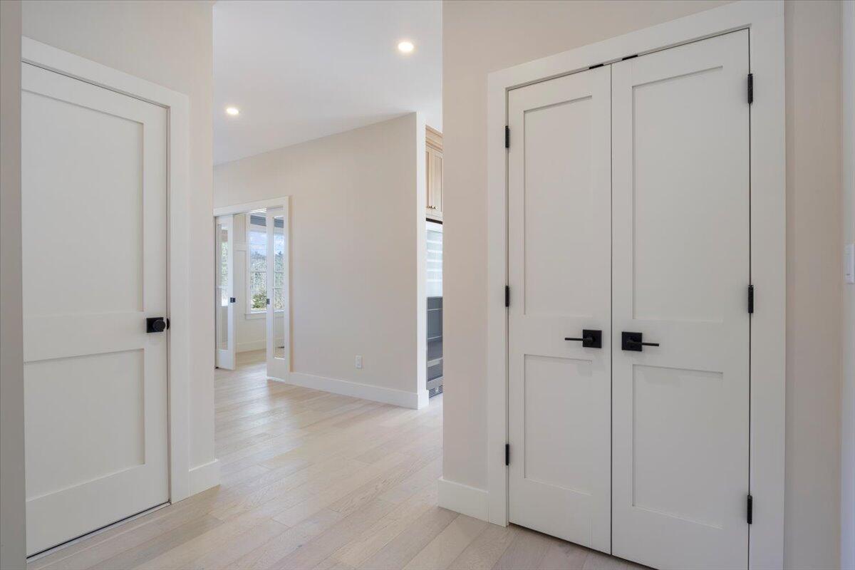 9 Marsh Bend Drive