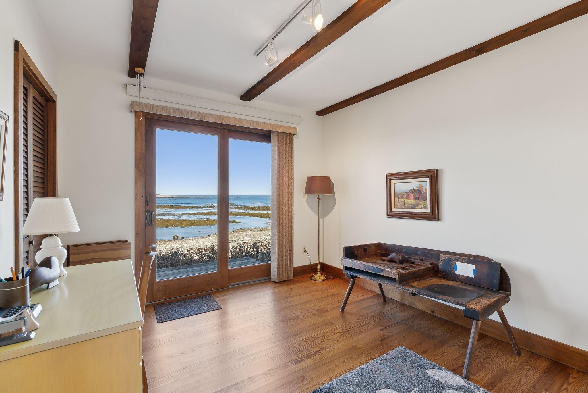 111 Marshall Point Road
