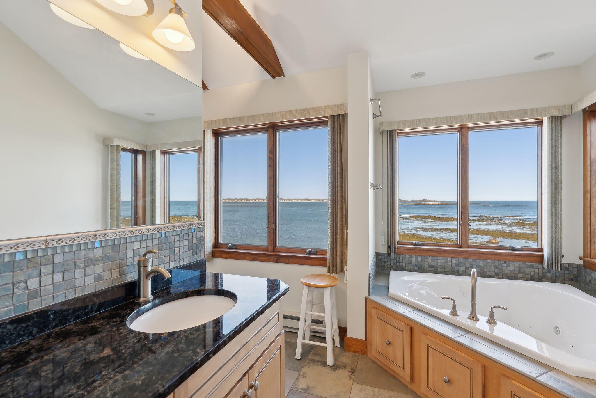 111 Marshall Point Road
