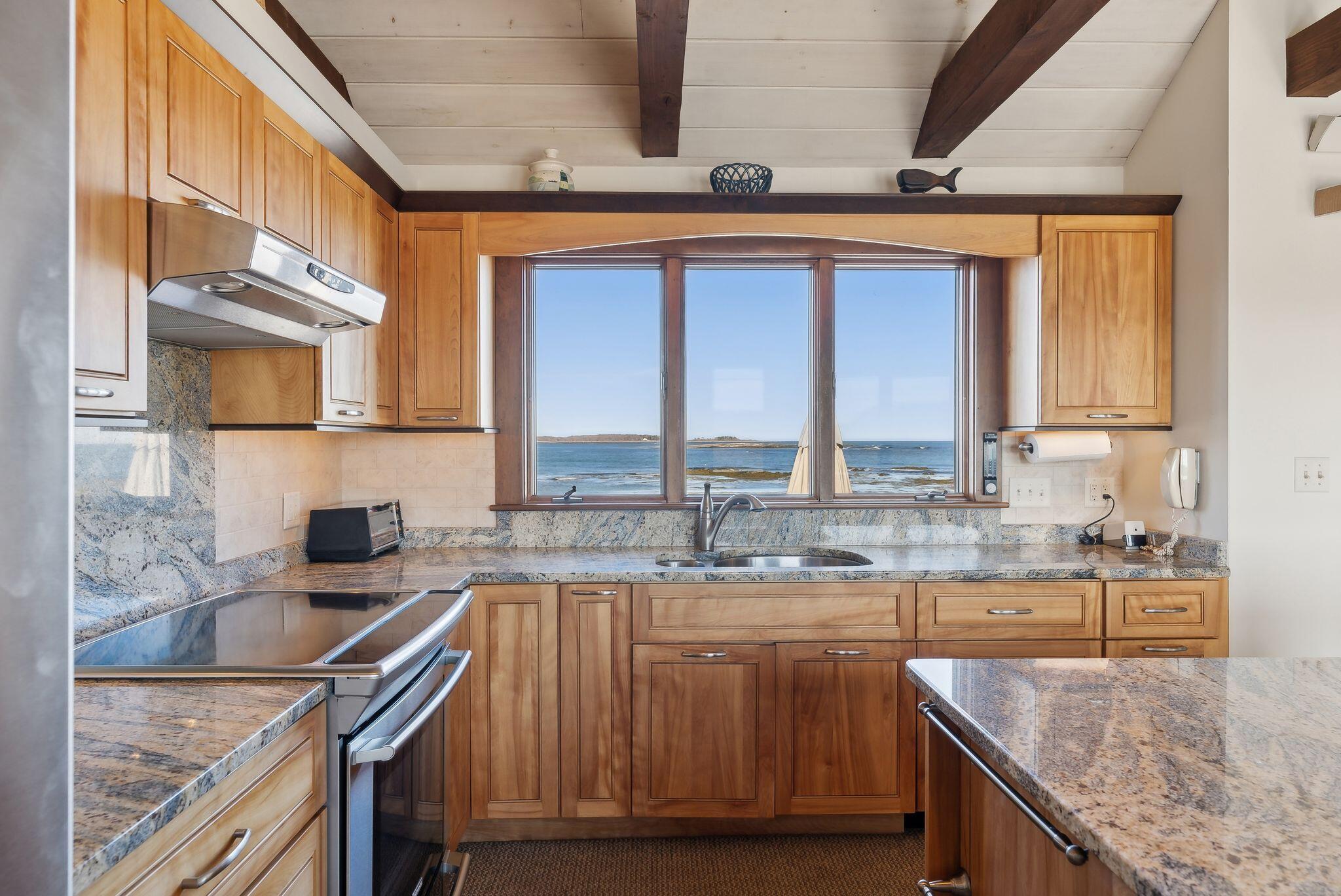 111 Marshall Point Road