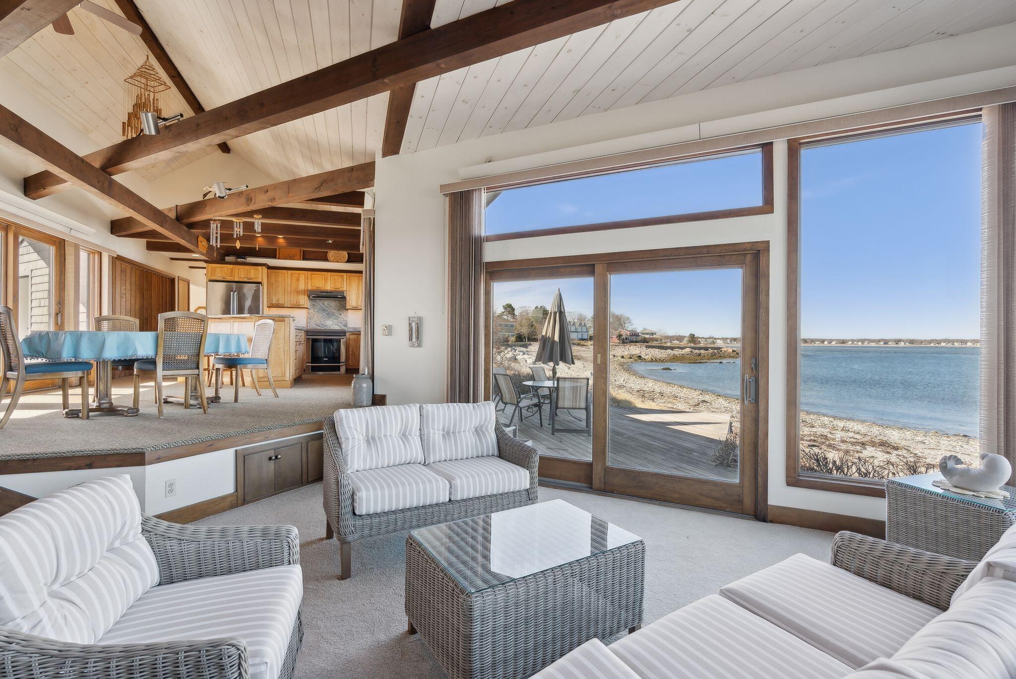 111 Marshall Point Road