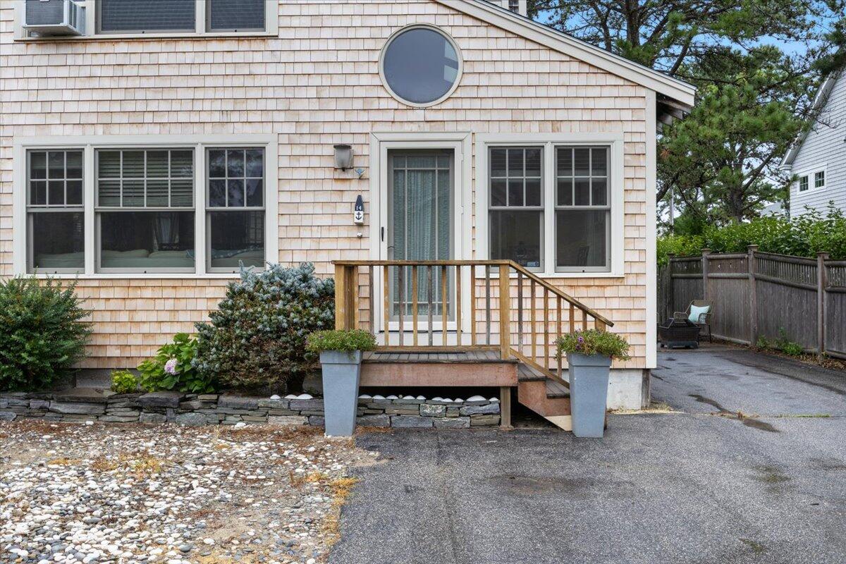 14 Dune Avenue