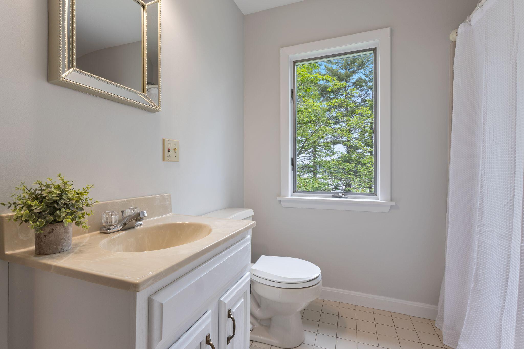 21 Glenhaven Circle W