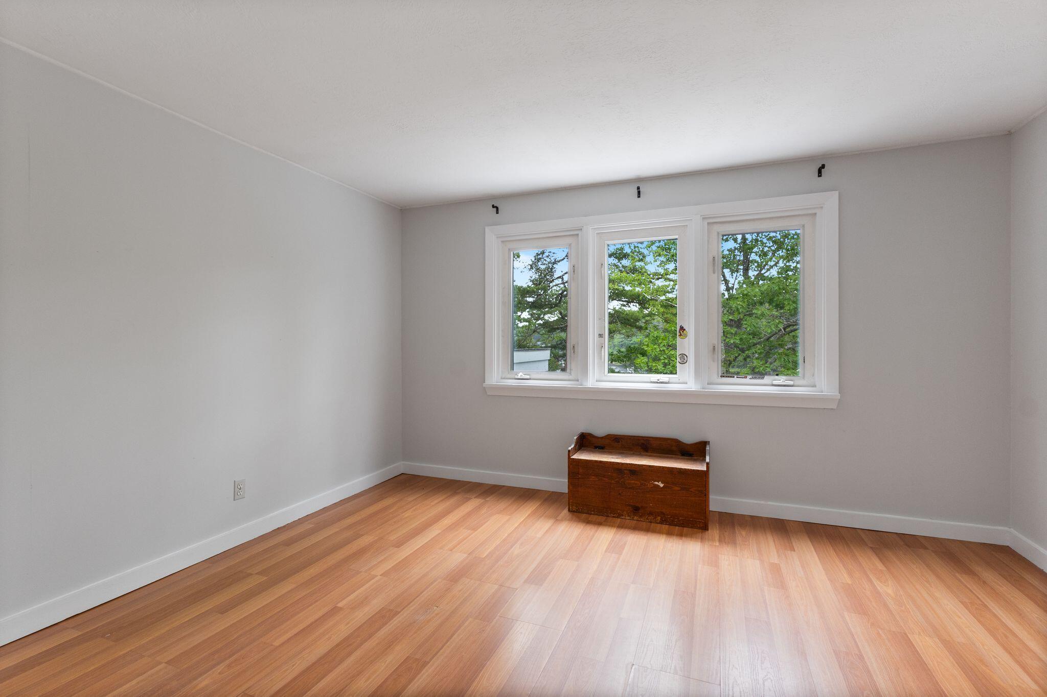 21 Glenhaven Circle W