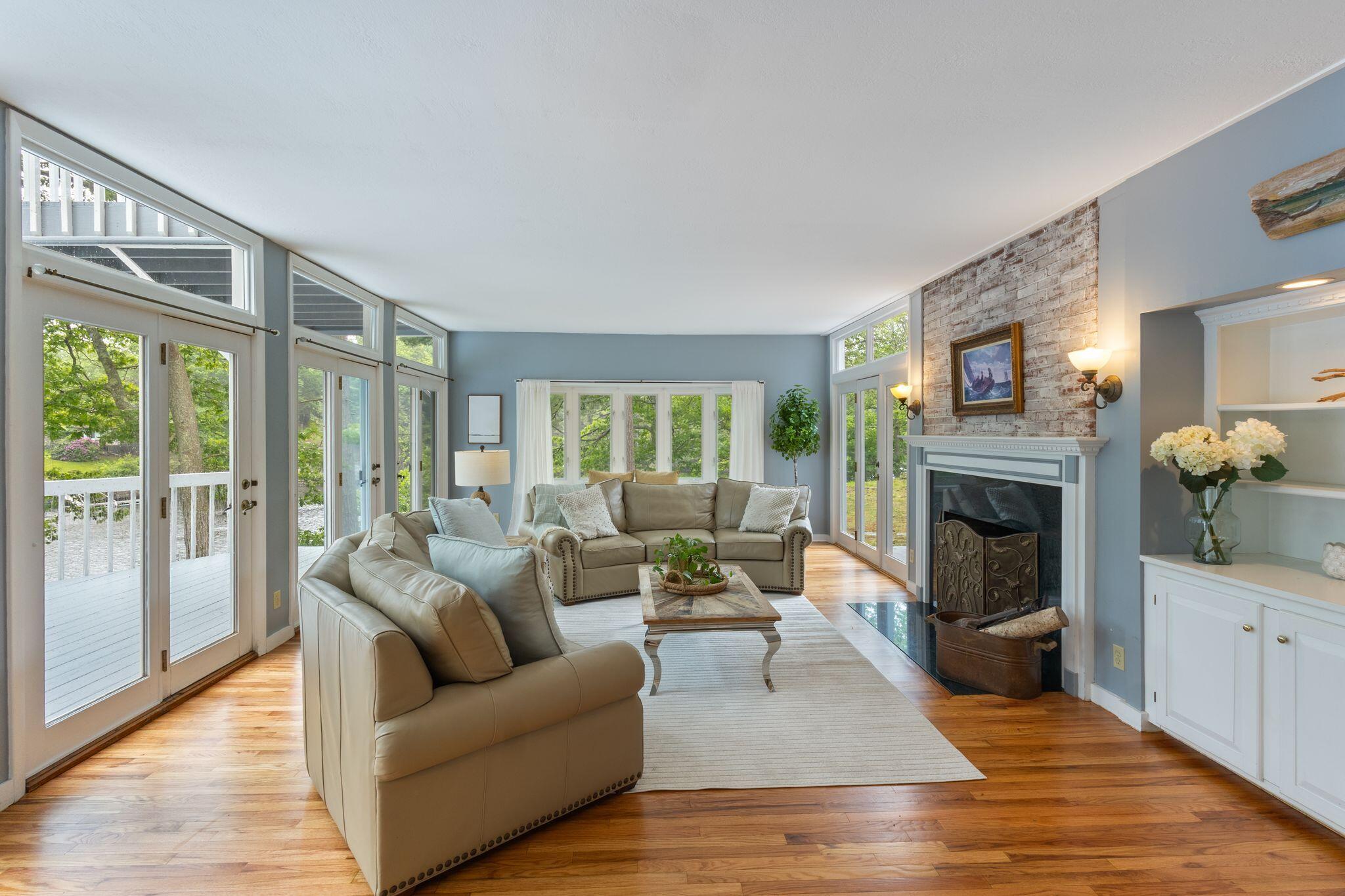 21 Glenhaven Circle W