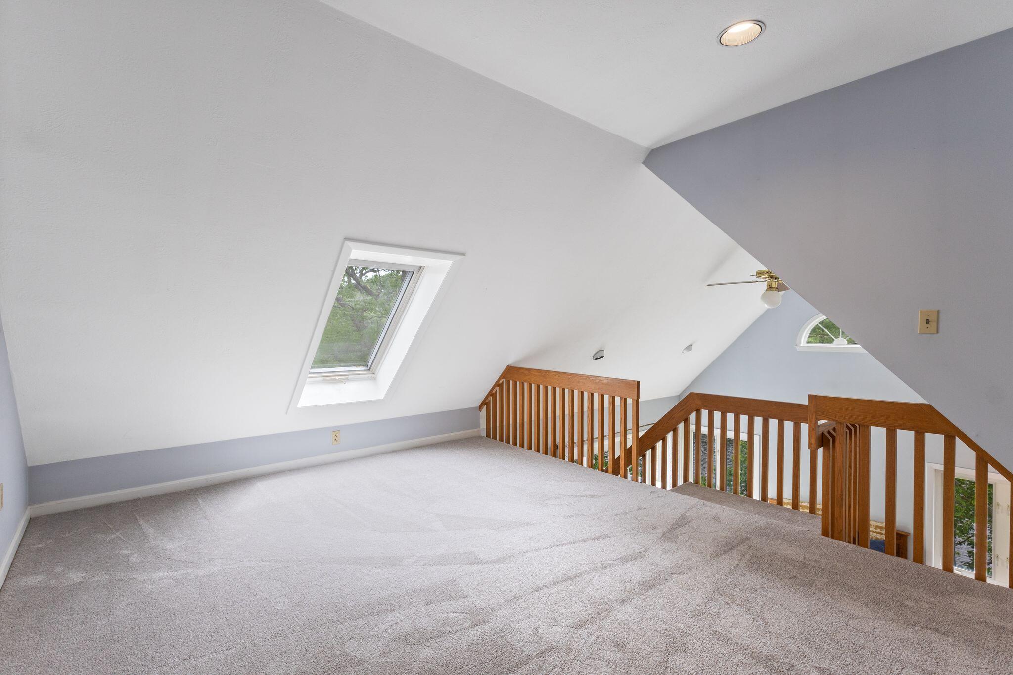 21 Glenhaven Circle W