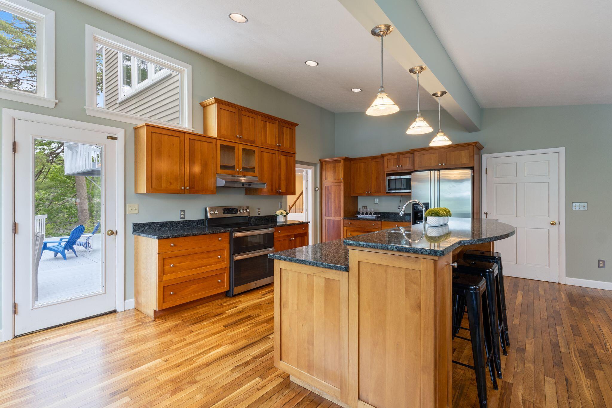 21 Glenhaven Circle W