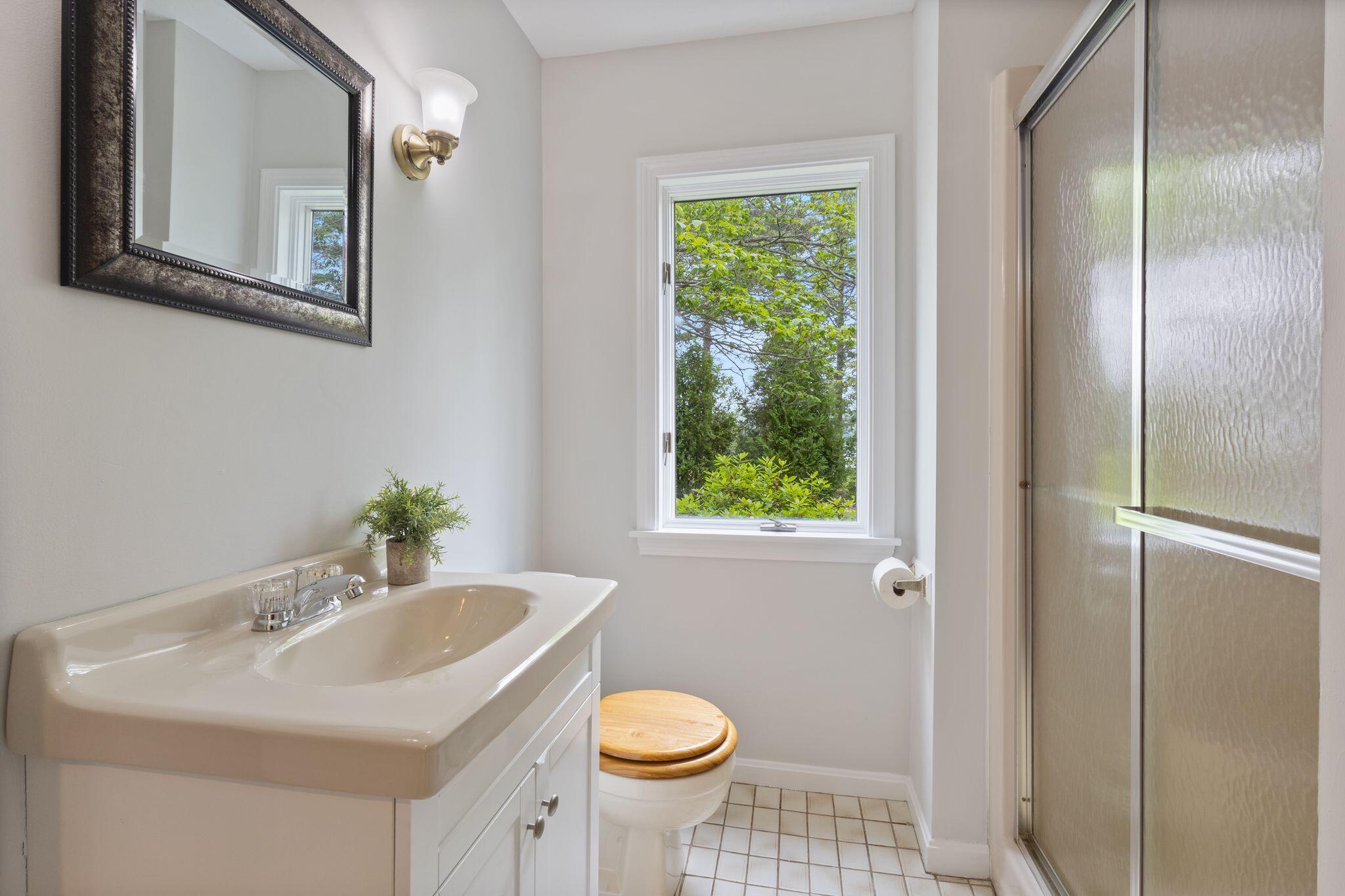 21 Glenhaven Circle W