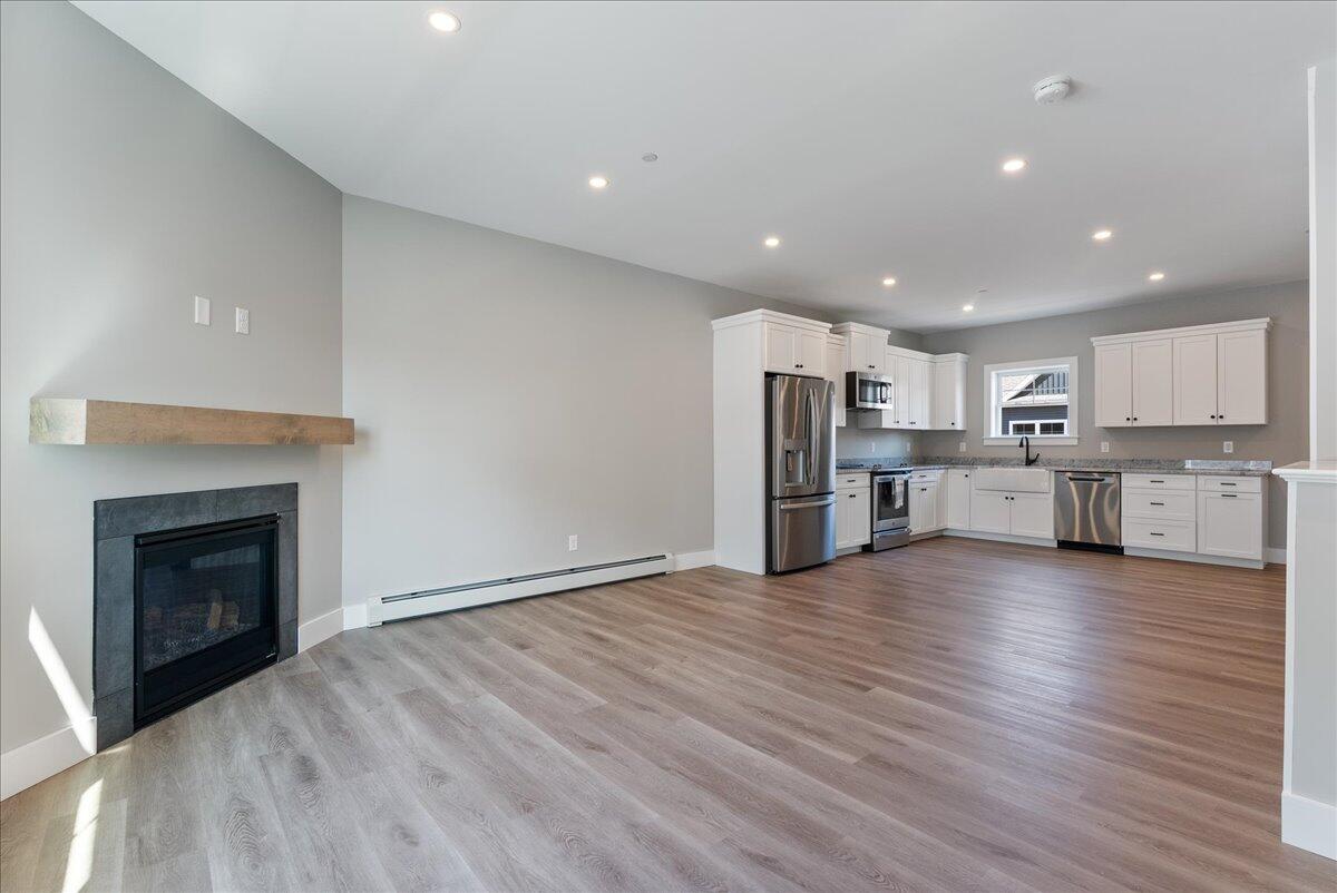50 Ocean Park Road, 102