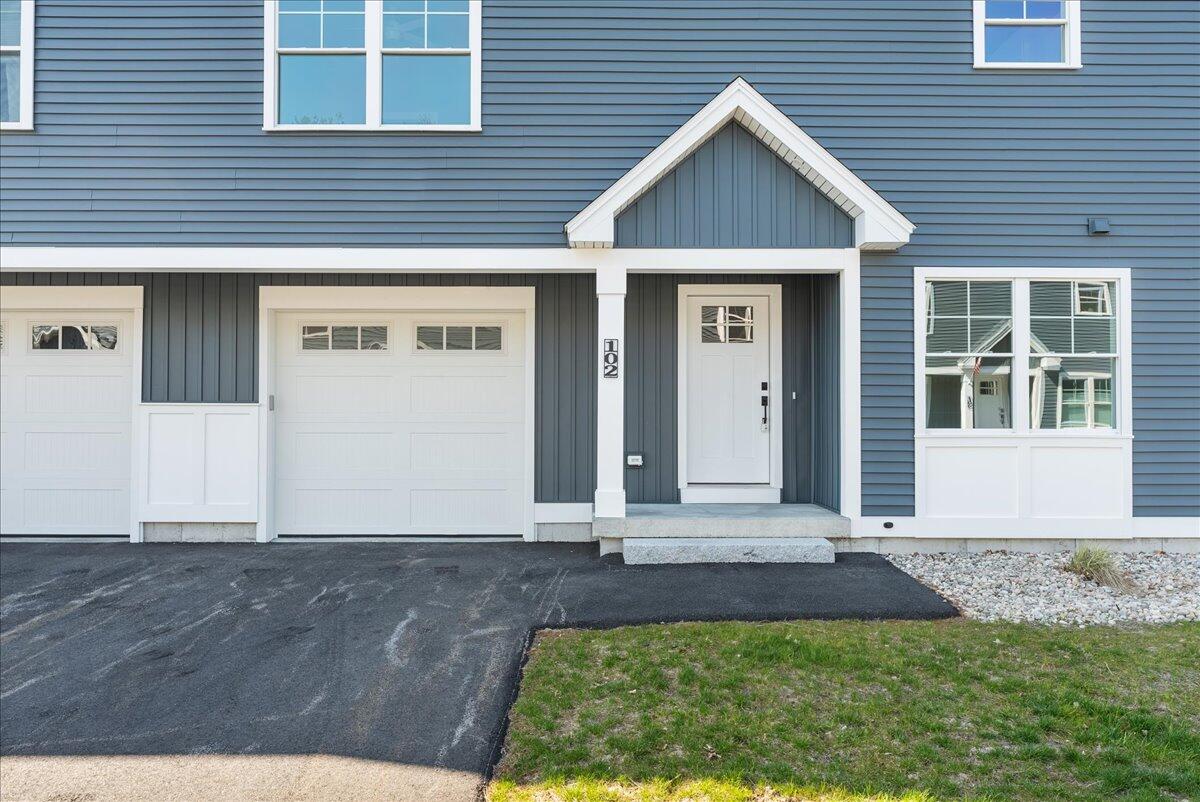 50 Ocean Park Road, 102