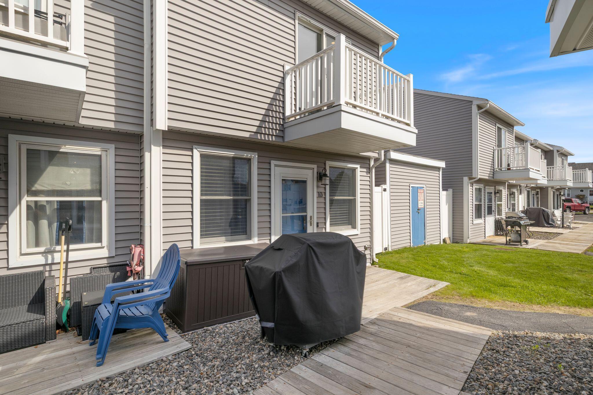 15 Francis Street, 10