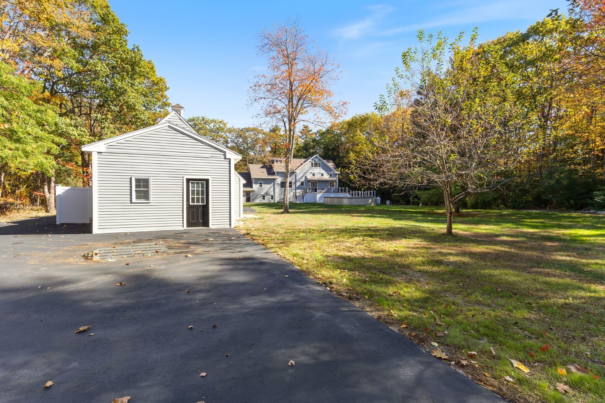 31 Old Blue Point Road, Scarborough