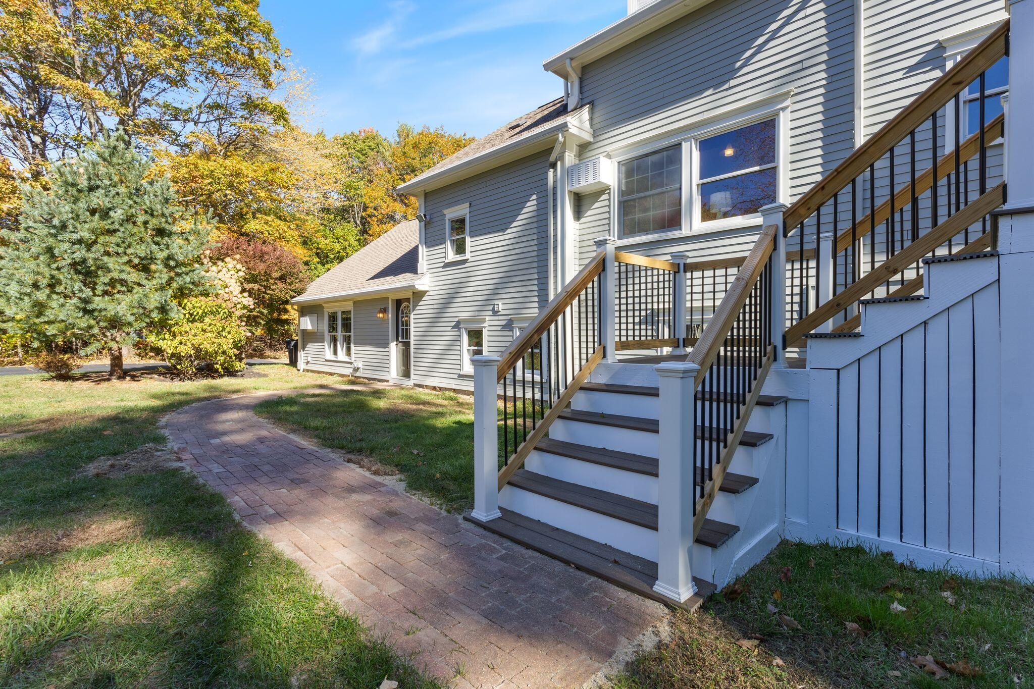 31 Old Blue Point Road, Scarborough