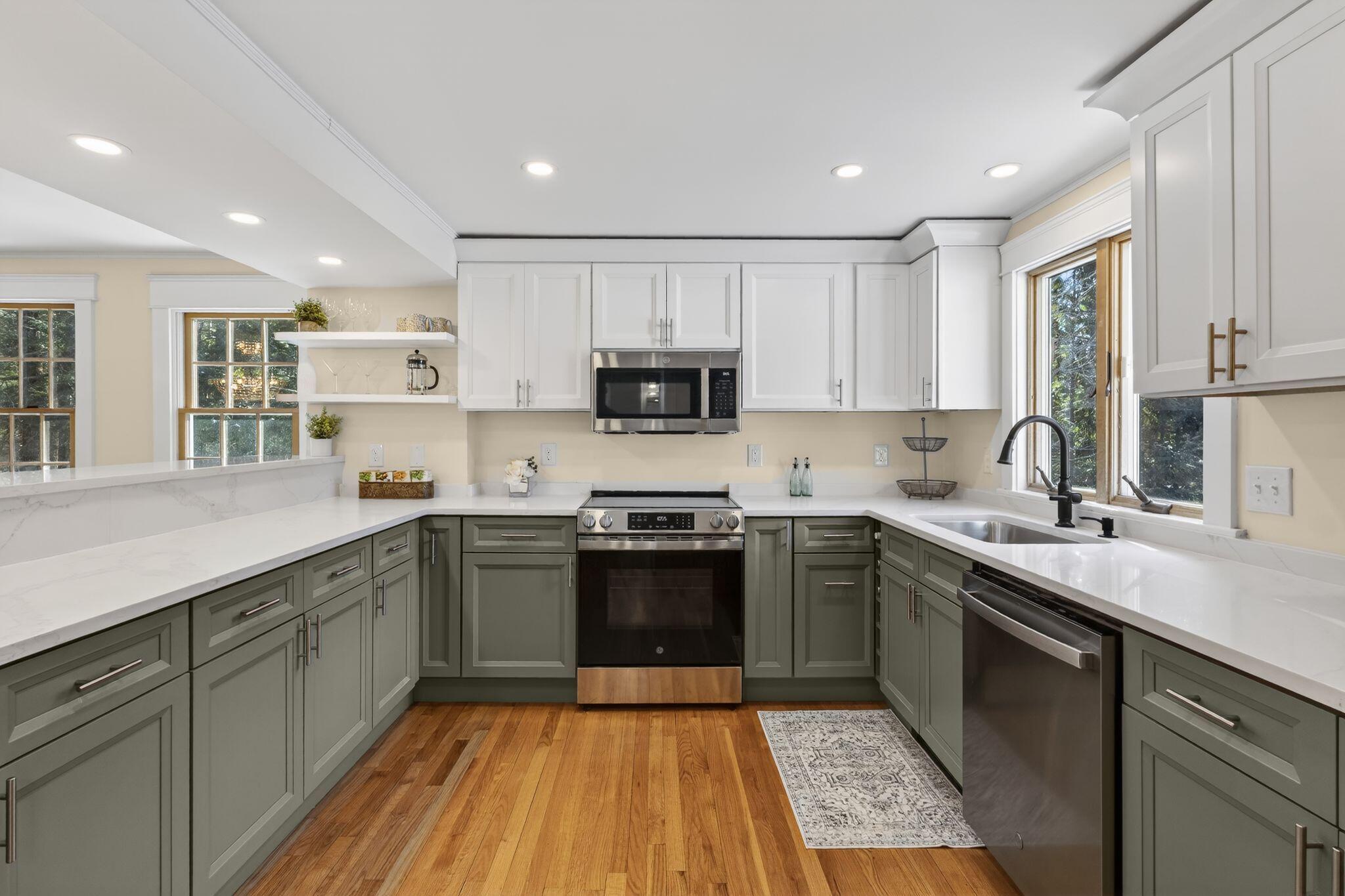 31 Old Blue Point Road