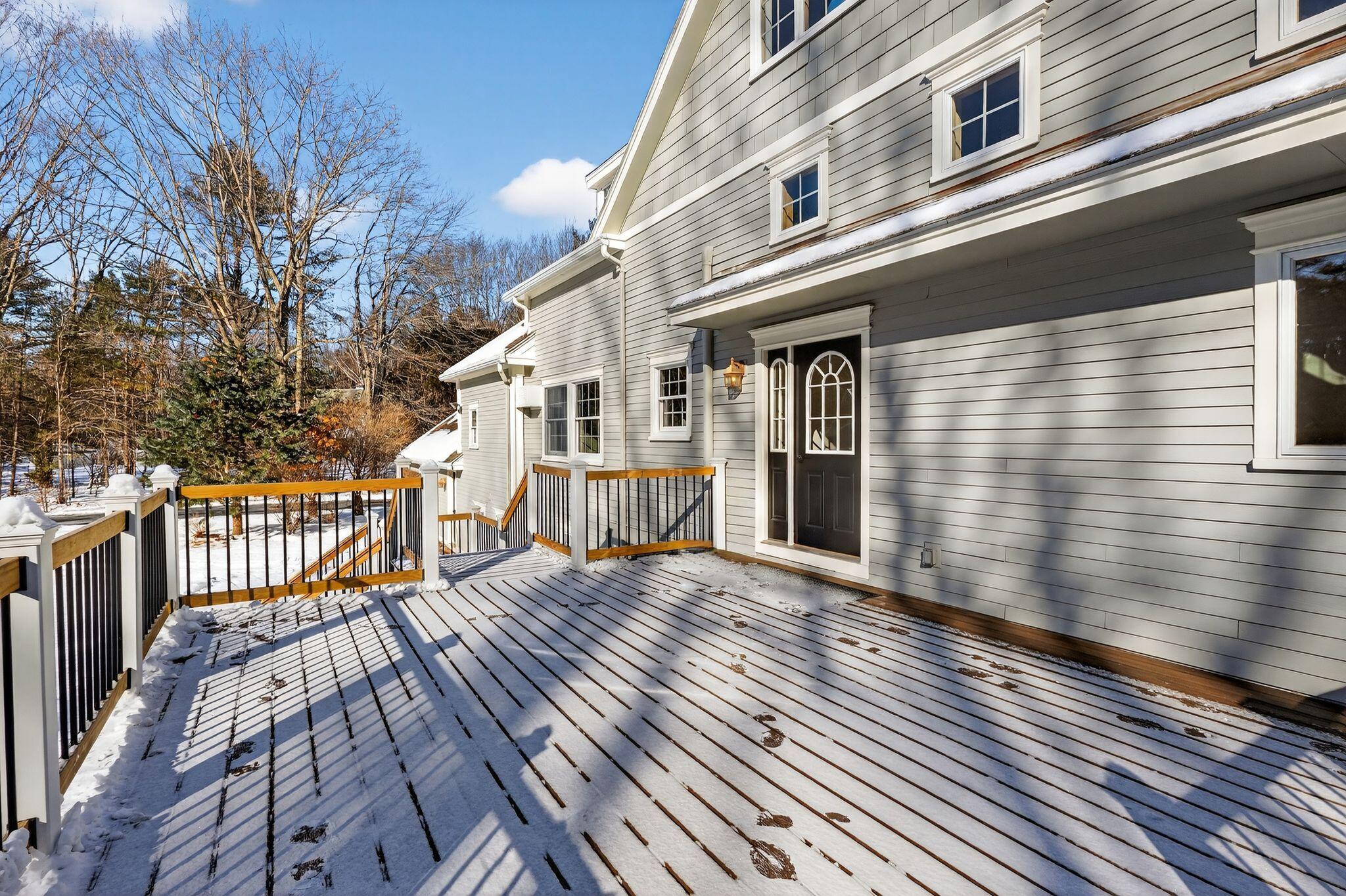 31 Old Blue Point Road