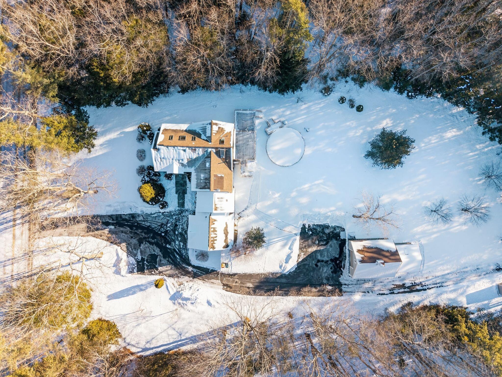 31 Old Blue Point Road