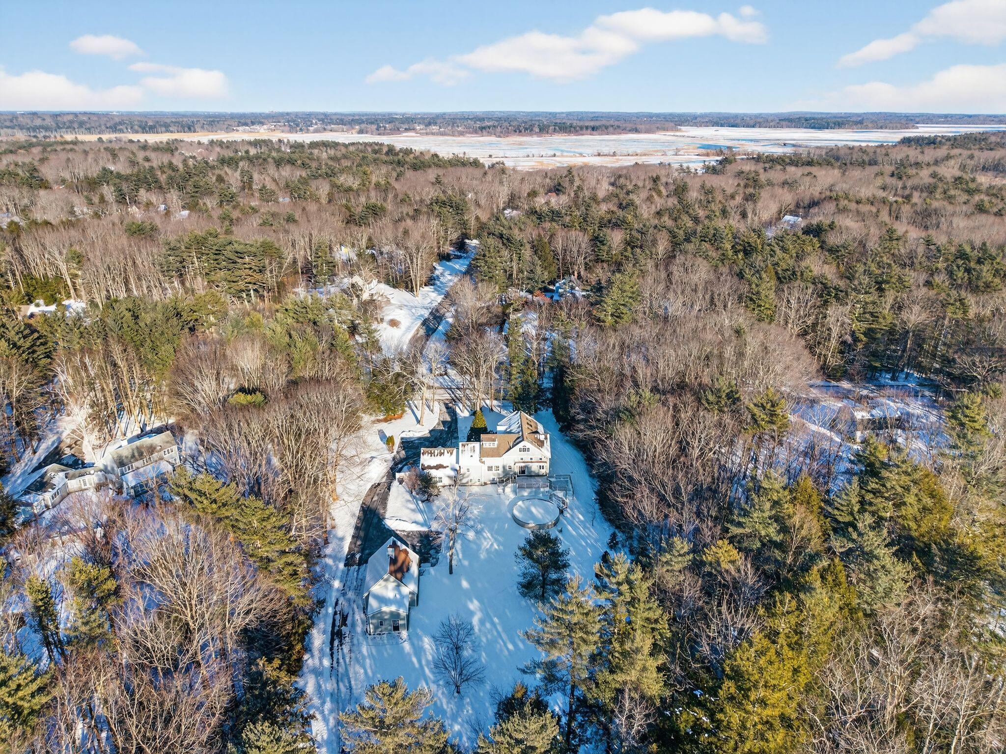 31 Old Blue Point Road