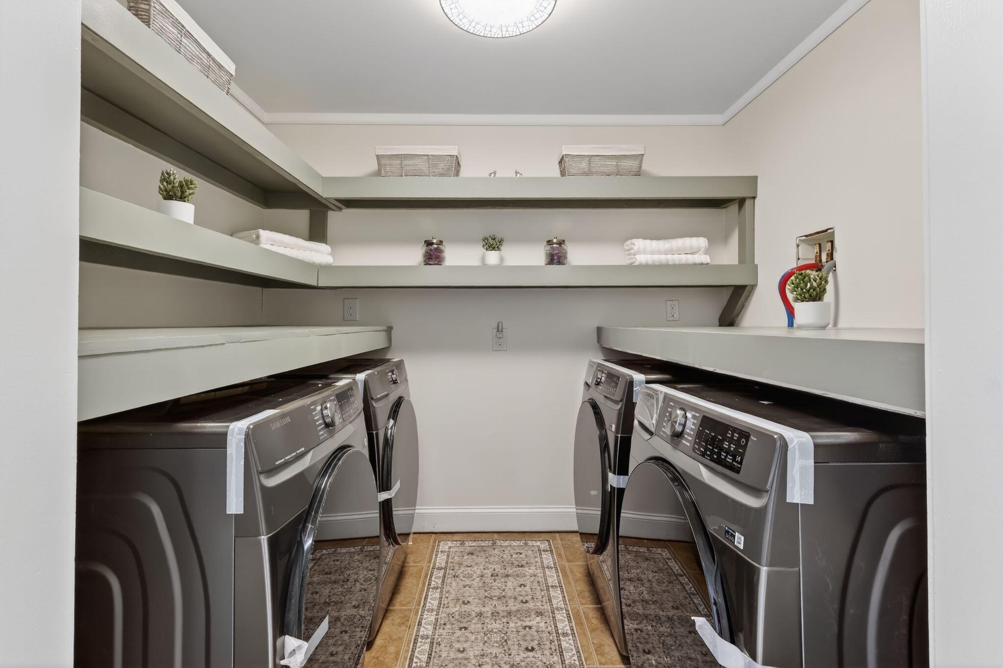 31 Old Blue Point Road