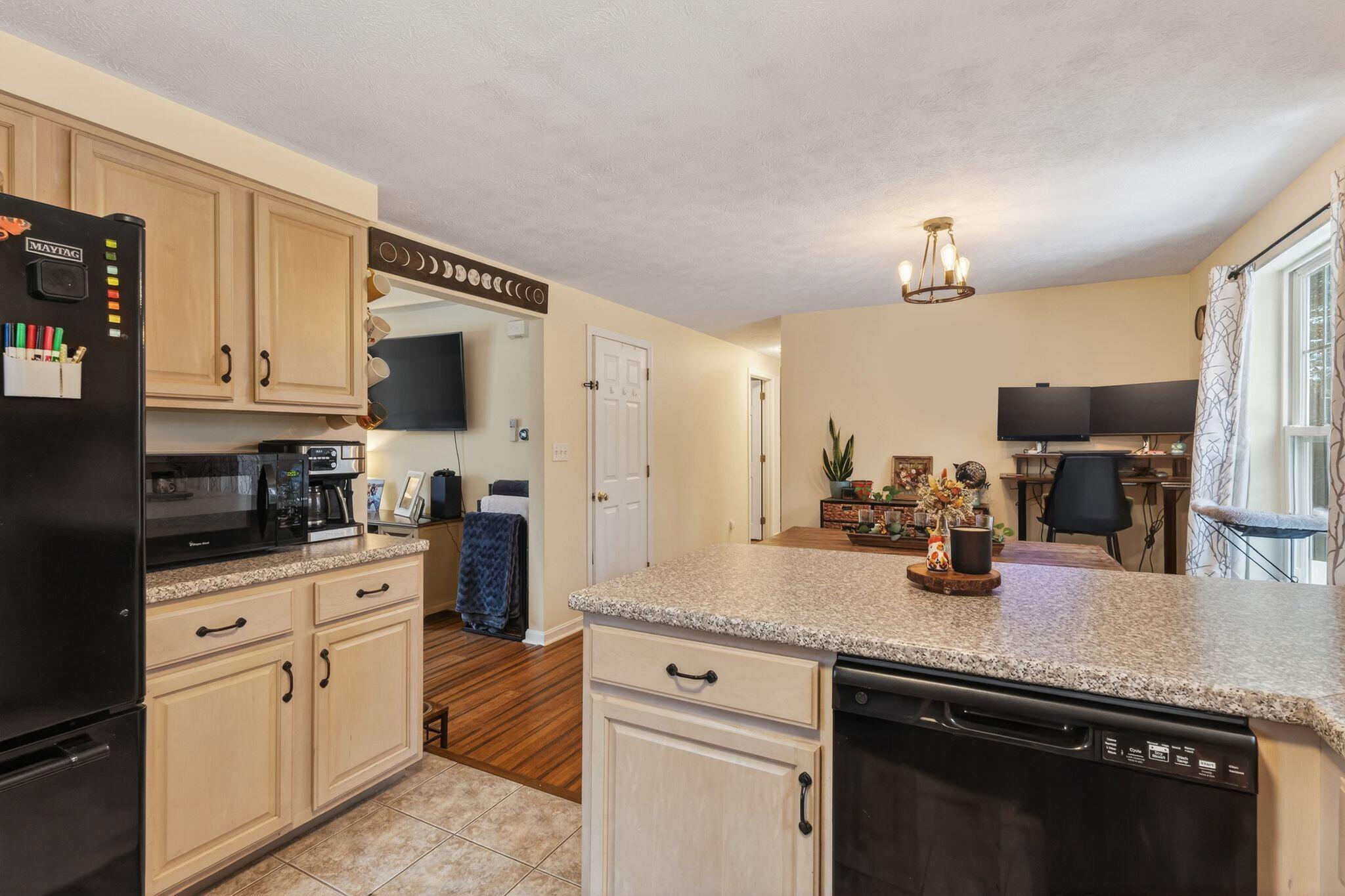 688 Townhouse Road
