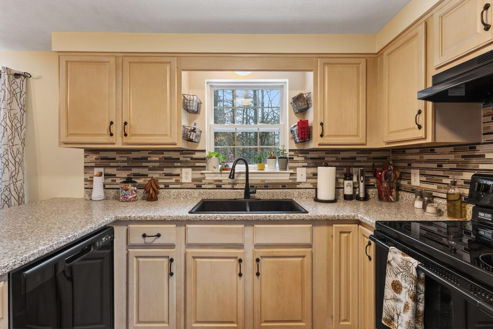 688 Townhouse Road