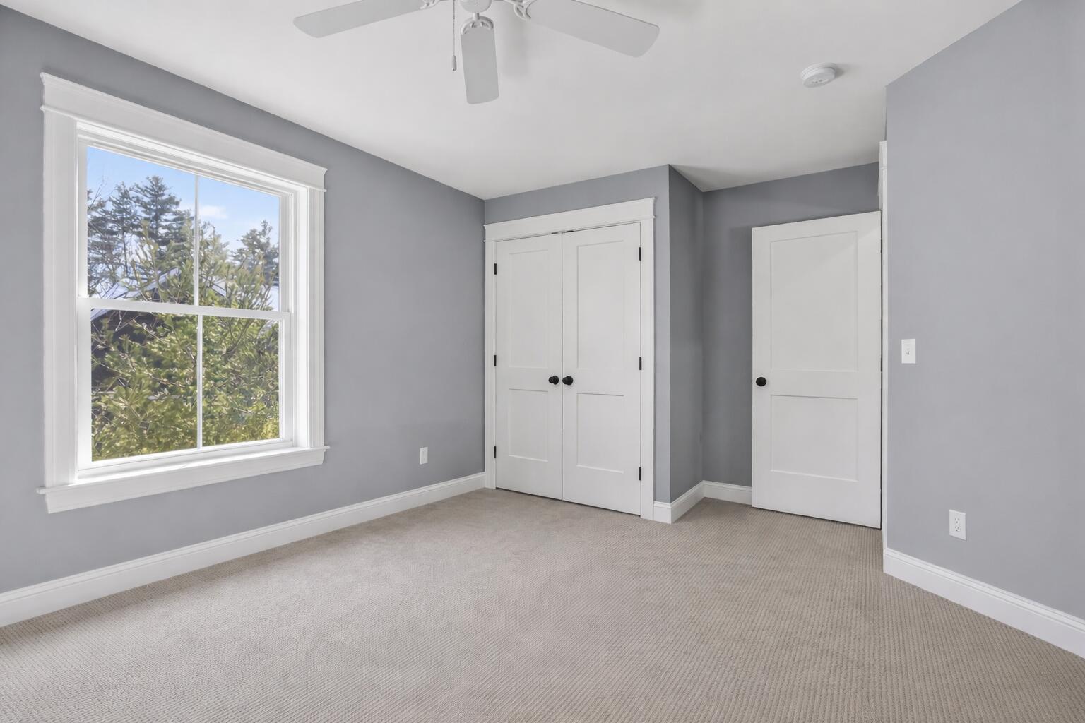 10 Lodge Drive