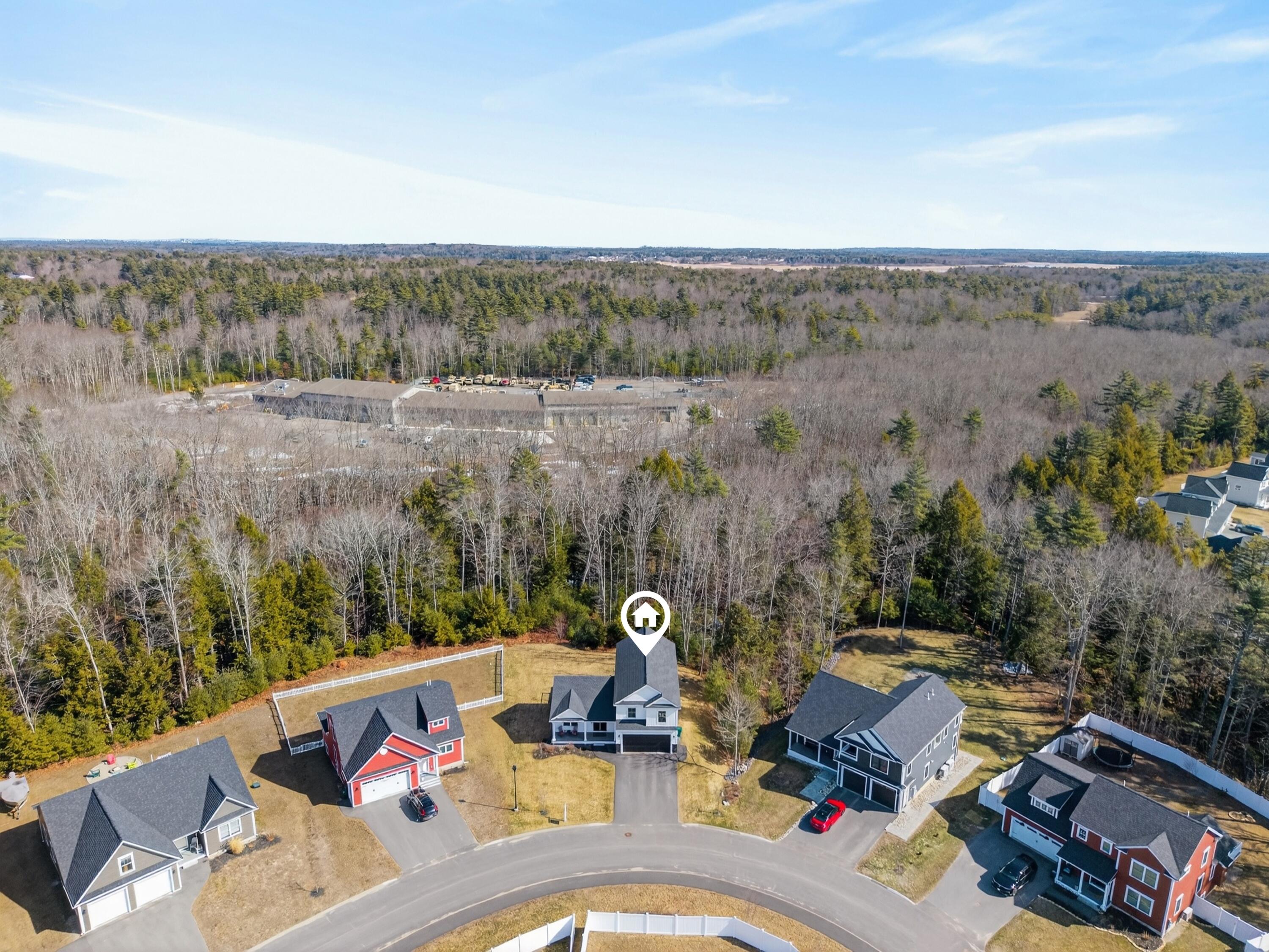 10 Lodge Drive