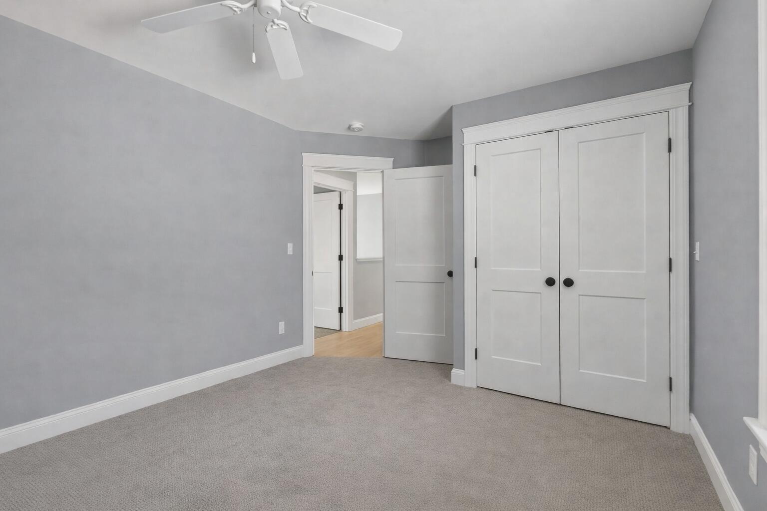 10 Lodge Drive
