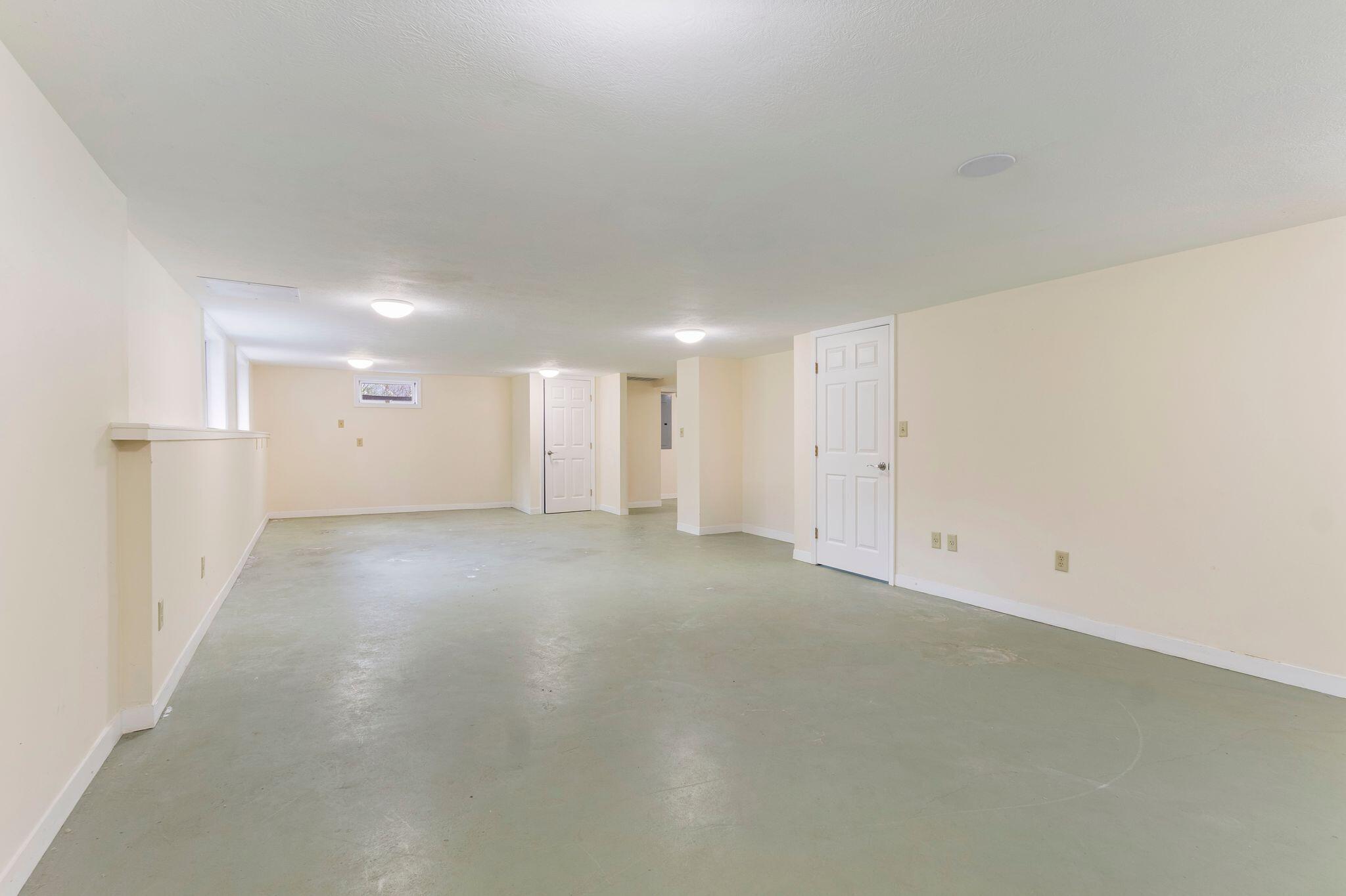4 Harriman Farm Road